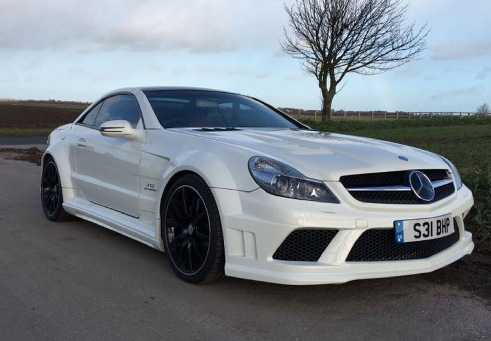 2002 Mercedes SL55 AMG ***Reserve reduced 13:11, 28.2.17 at vendors request*** - Image 2 of 10