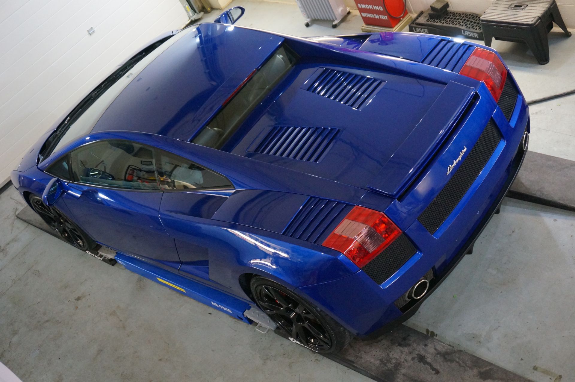 2004 Lamborghini Gallardo 5.0 V10 4WD With Manual Gearbox In Caelum Blue - Image 24 of 29