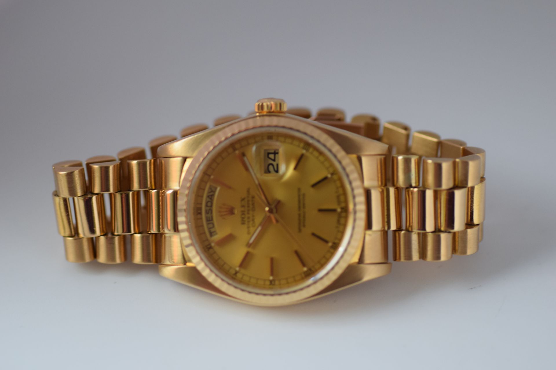Rolex day date president 18ct solid gold. - Image 9 of 10