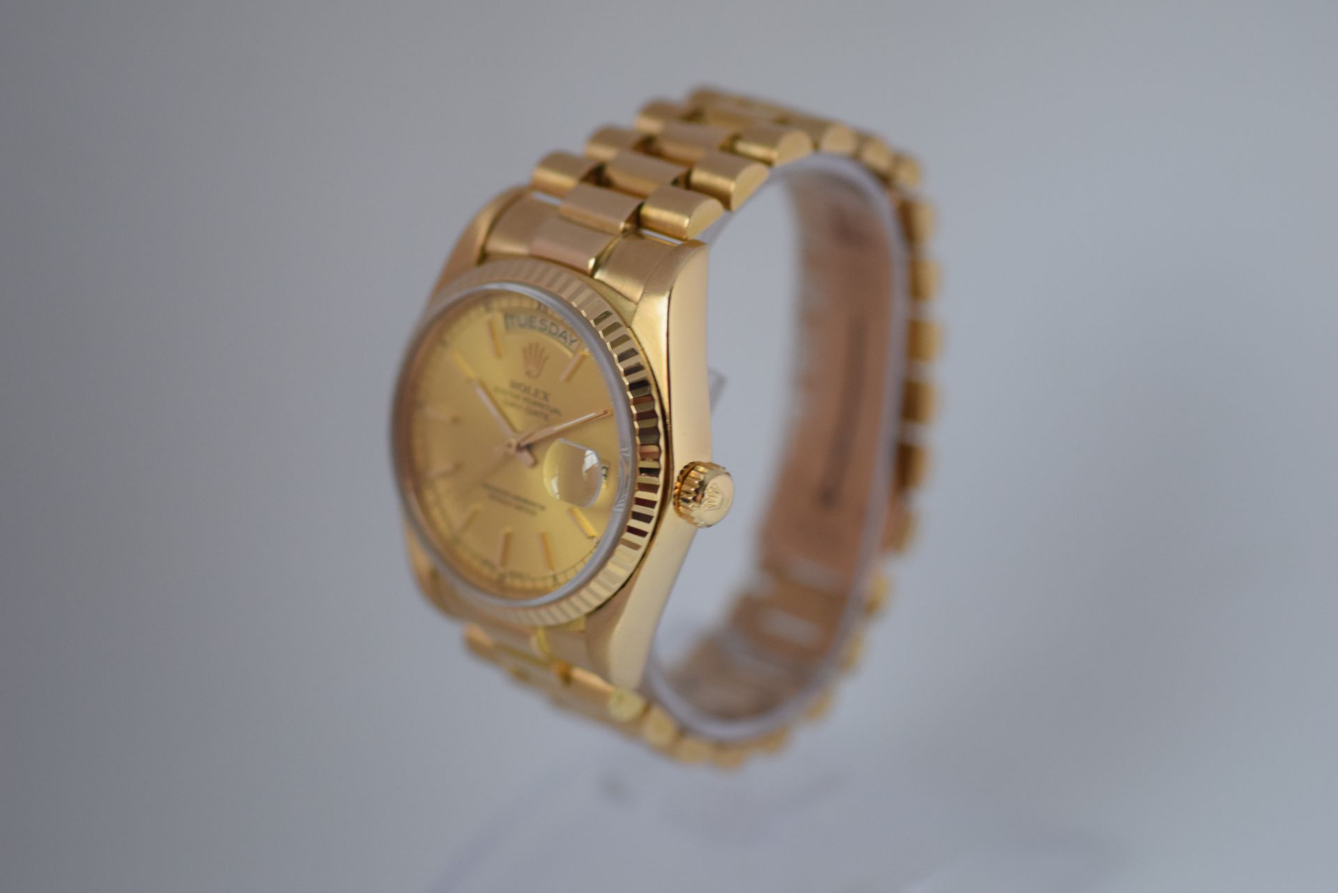 Rolex day date president 18ct solid gold. - Image 2 of 10