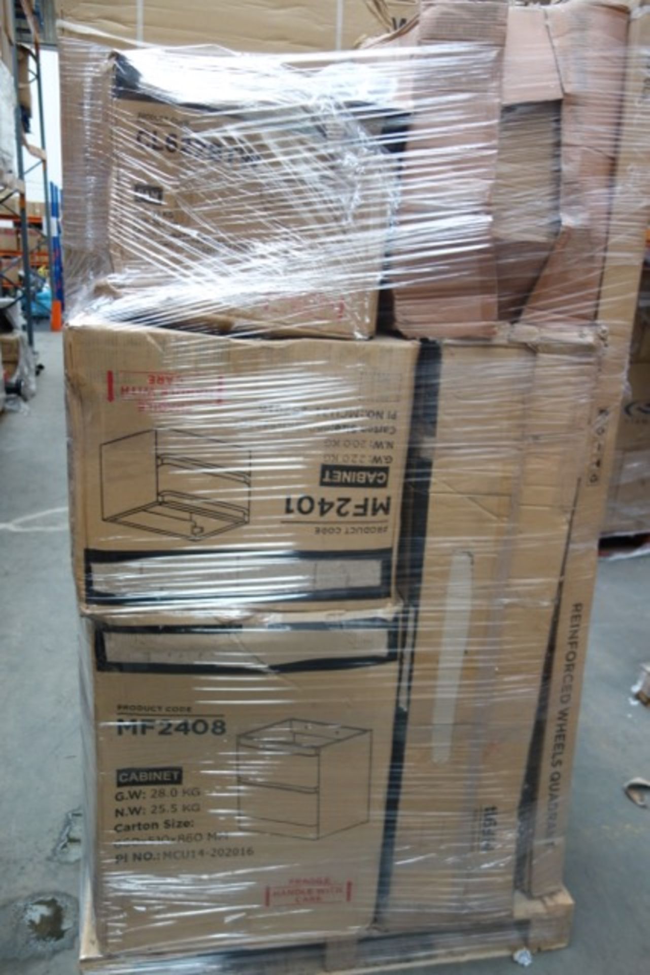 (NR3) PALLET TO CONTAIN 16 x ITEMS OF VARIOUS BATHROOM STOCK TO INCLUDE: BASIN CABINET, TOILET - Bild 3 aus 3
