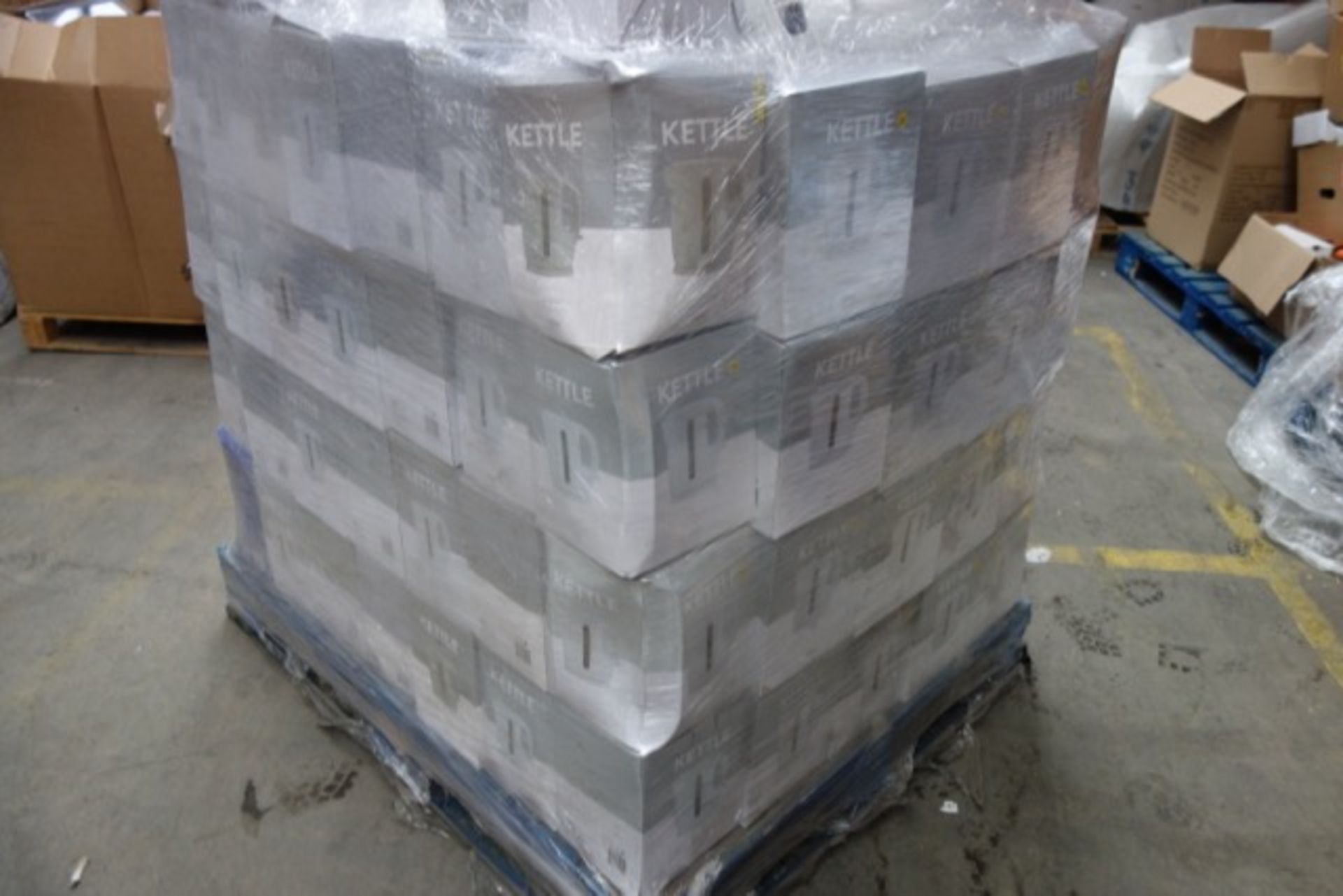 (NR11) PALLET TO CONTAIN APPROX. 140 x TESCO 1.7L CORDLESS KETTLES. UNCHECKED/UNTESTED CUSTOMER - Image 3 of 4