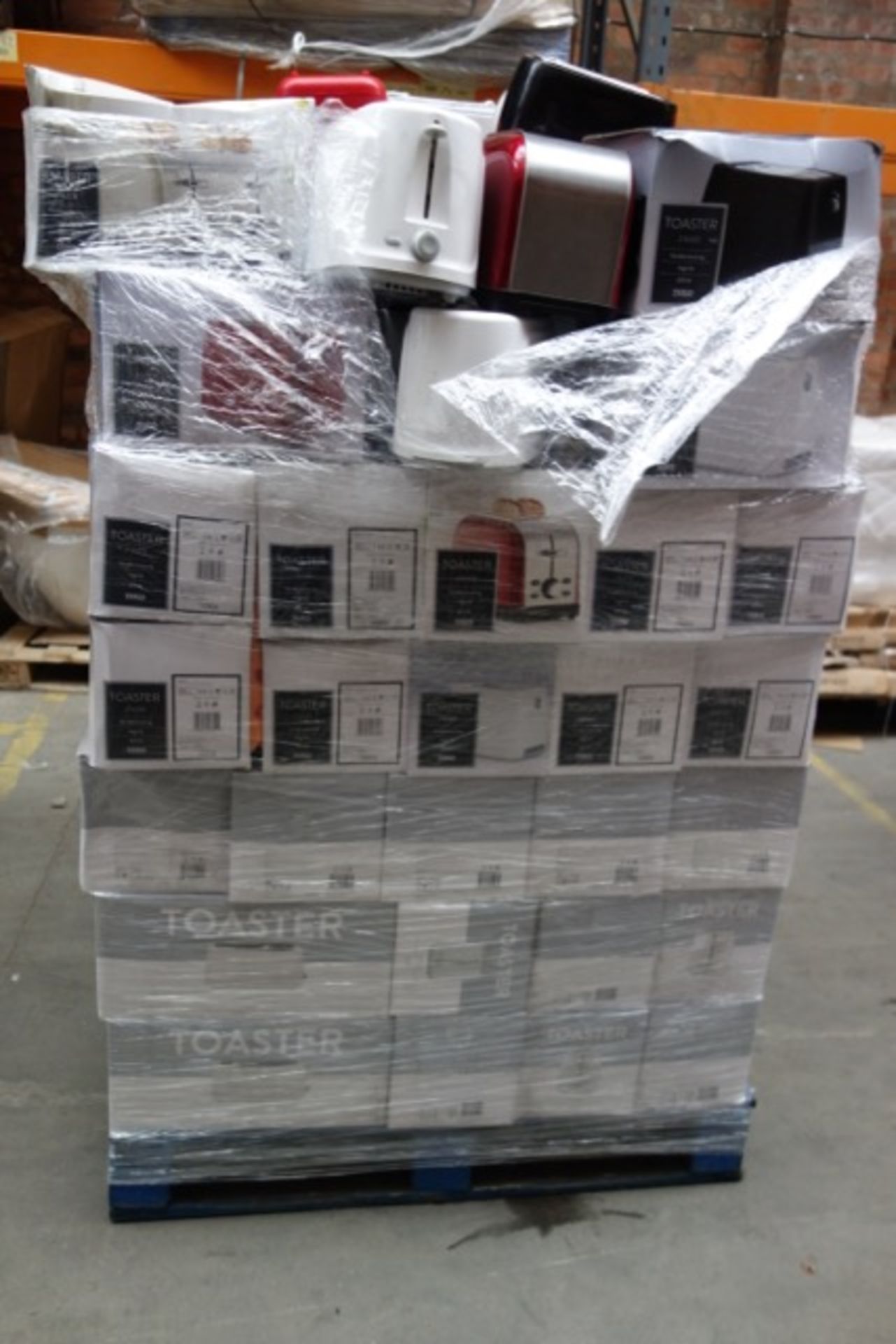 (NR10) PALLET TO CONTAIN APPROX. 130 x TESCO TOASTERS TO INCLUDE 4 SLIDE & 2 SLICE IN VARIOUS - Image 2 of 4