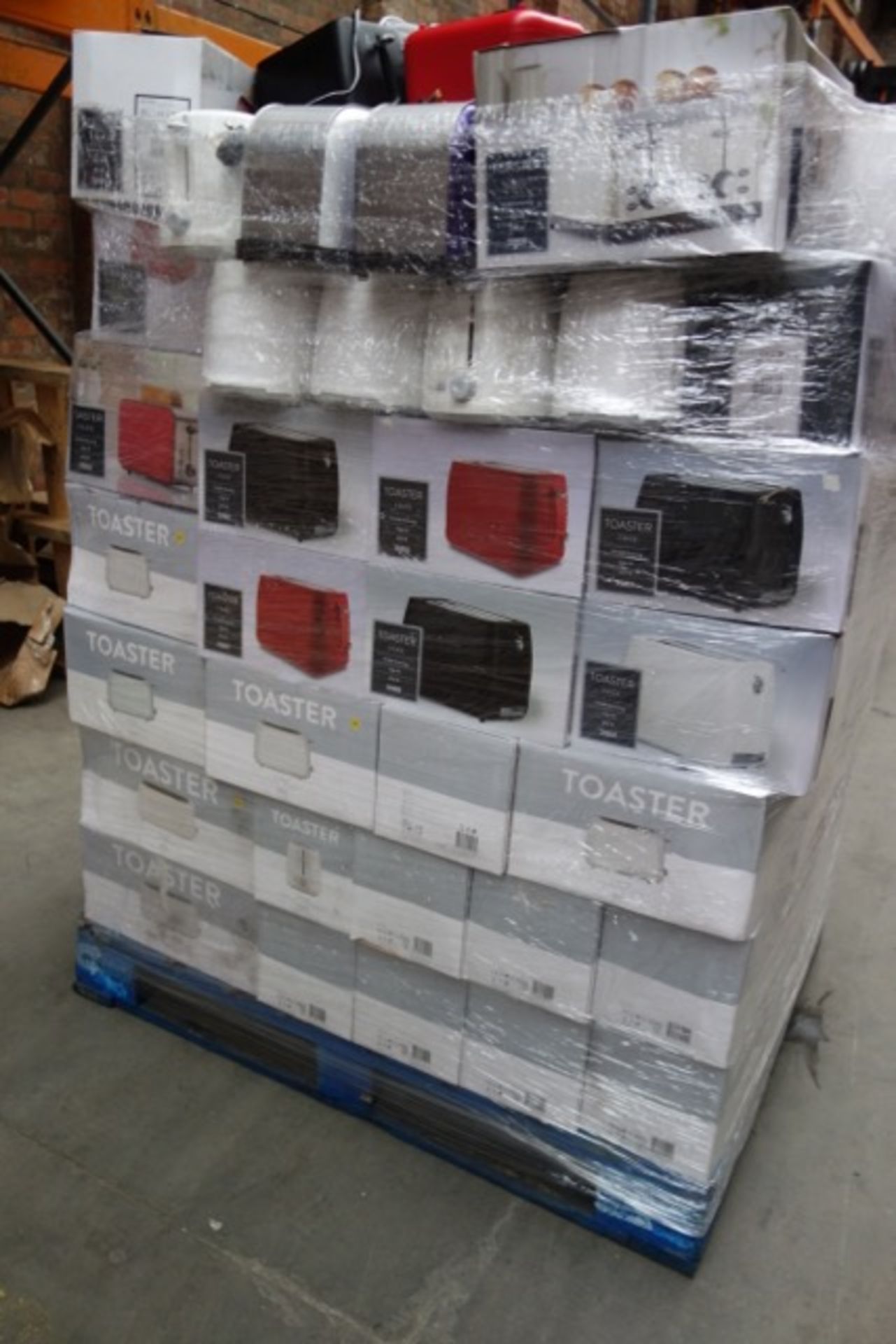(NR10) PALLET TO CONTAIN APPROX. 130 x TESCO TOASTERS TO INCLUDE 4 SLIDE & 2 SLICE IN VARIOUS
