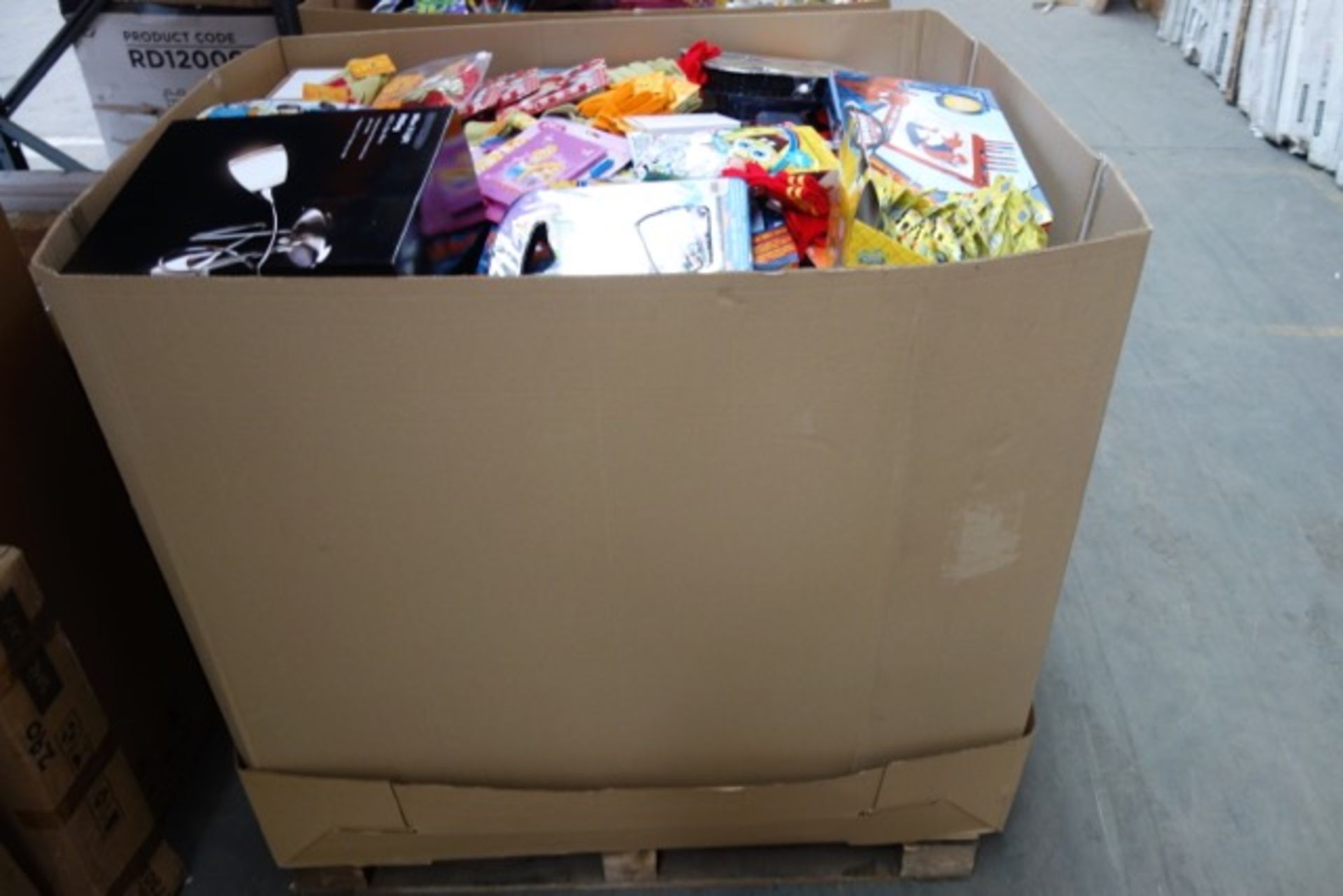 (NR14) Large Pallet CONTAINING 1,513 ITEMS OF NEW SUPERMARKET/HIGH STREET STORE OVER STOCK/END OF