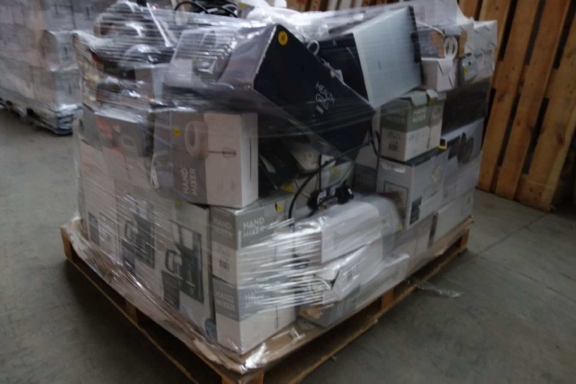 (NR12) PALLET TO CONTAIN APPROX. 50 x ITEMS OF TESCO STOCK TO INCLUDE: COFFEE MAKERS, HEALTH GRILLS, - Image 2 of 5