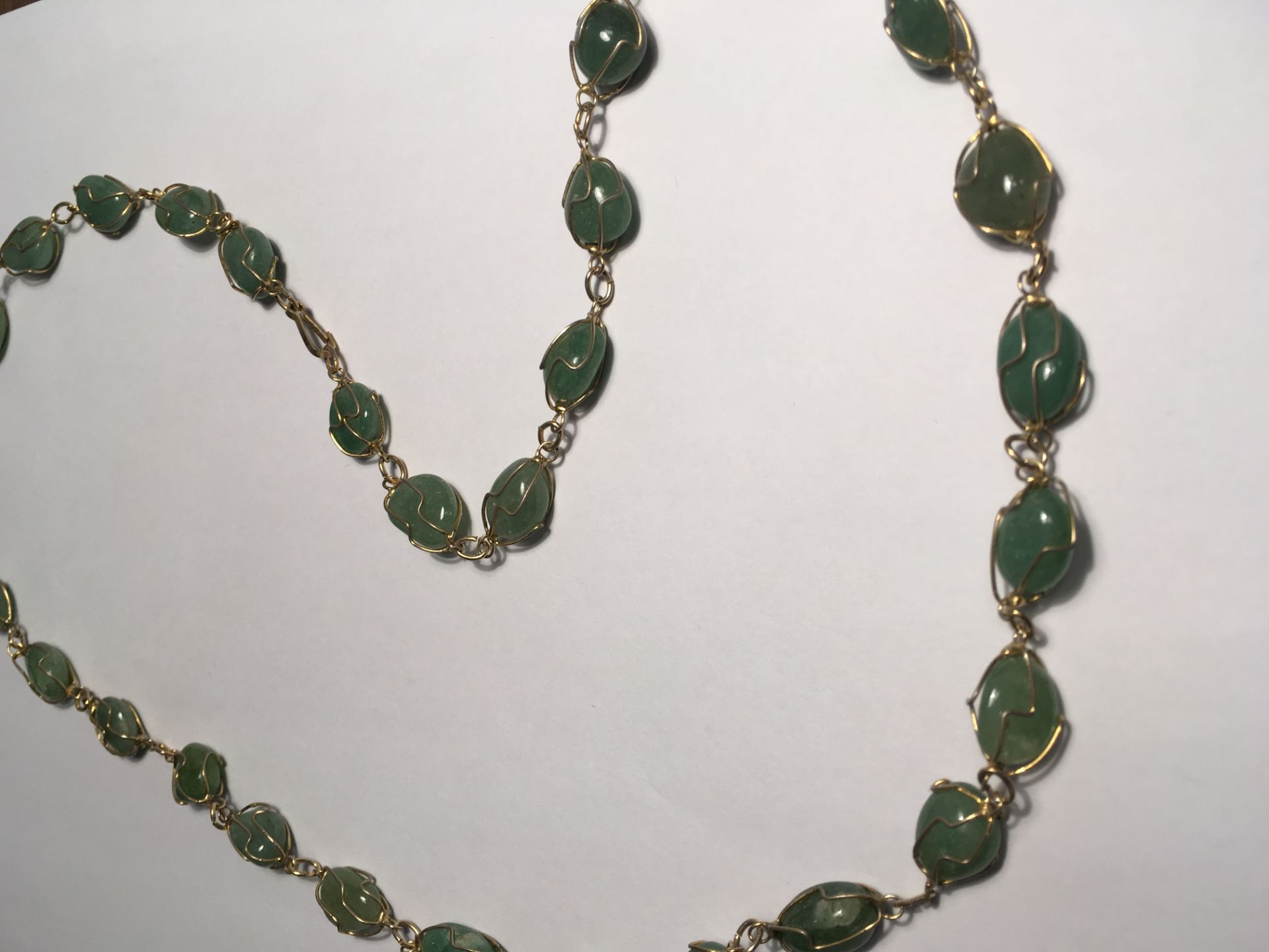 Yellow Gold and Jade 26inch Necklace - Image 2 of 2