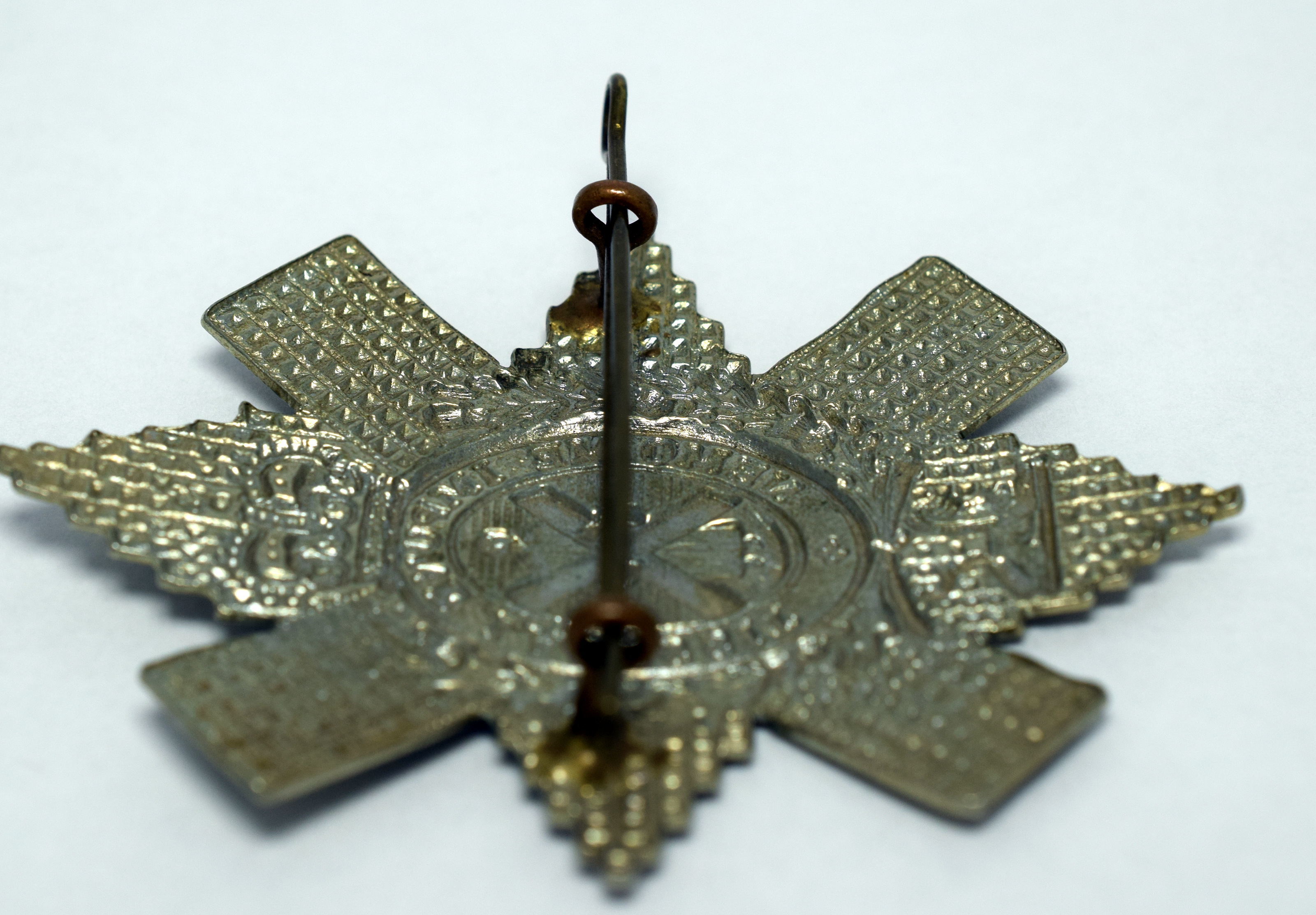 Black Watch Military Cap Badge - Image 2 of 4