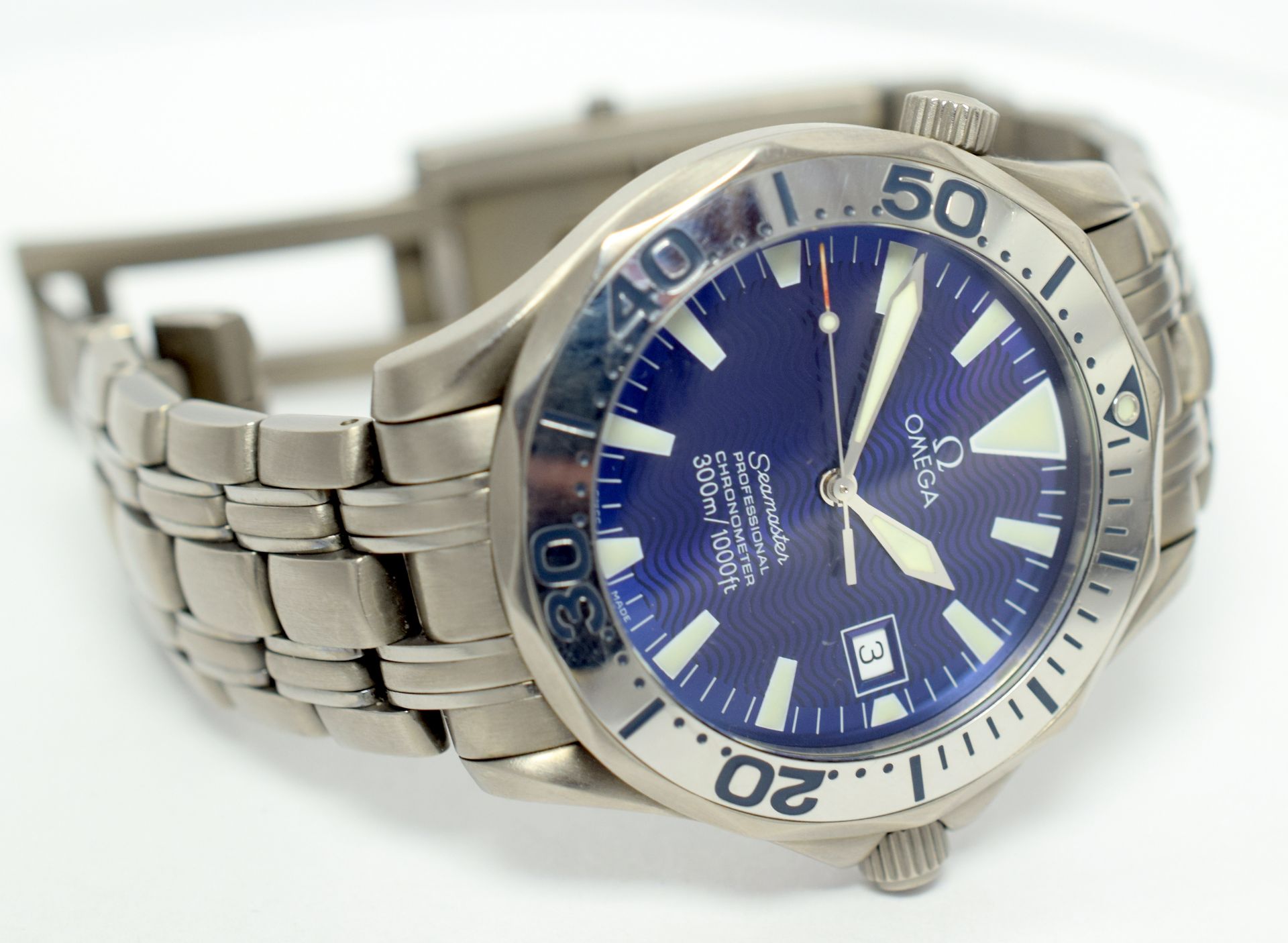 Omega Seamaster Professional Chronometer 300mts/1000ft In Titanium On Titanium Bracelet - Image 5 of 10