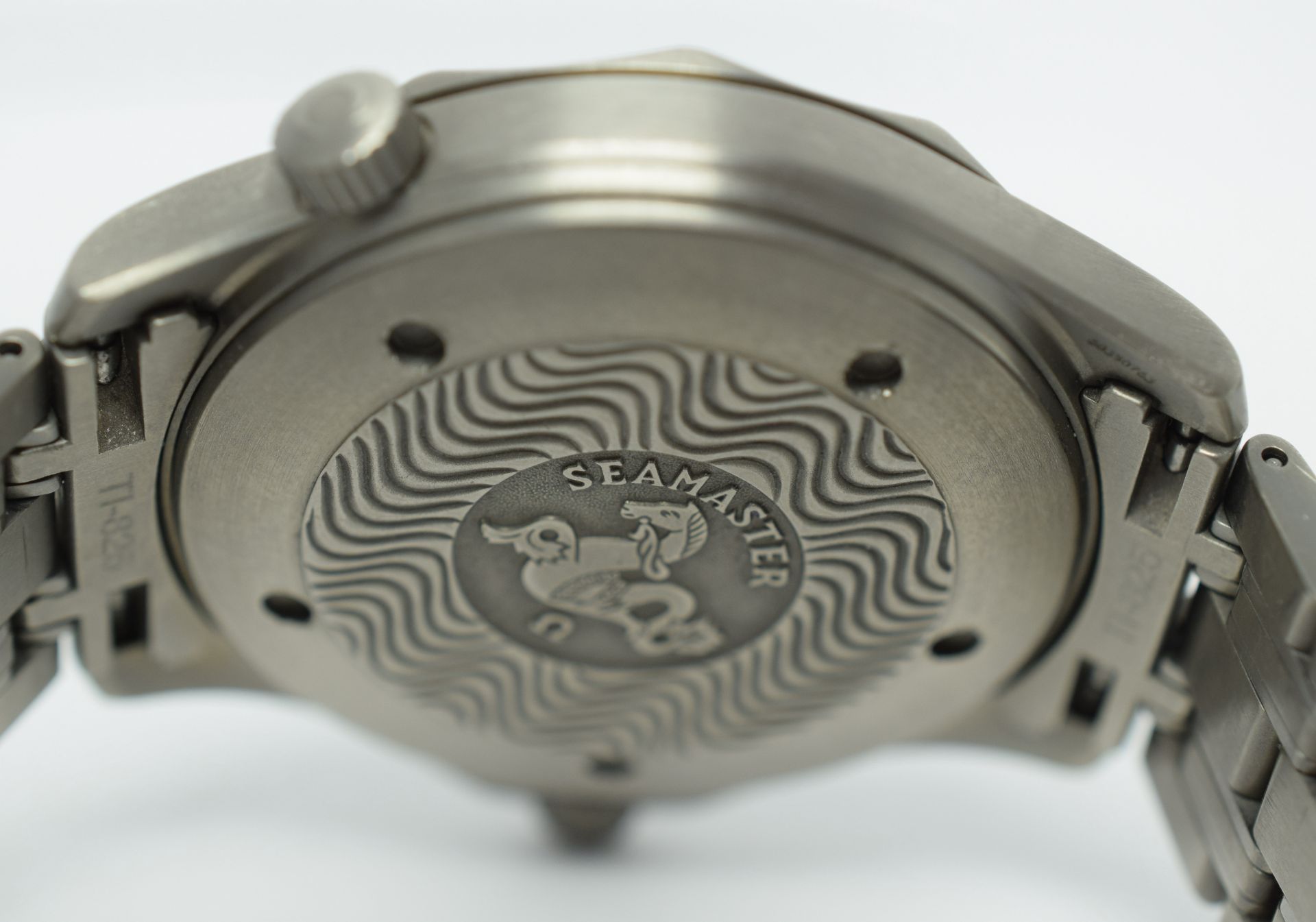 Omega Seamaster Professional Chronometer 300mts/1000ft In Titanium On Titanium Bracelet - Image 6 of 10