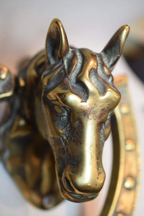 Victorian Brass Door Knocker Of Horses Head And Horseshoe NO RESERVE - Image 2 of 3