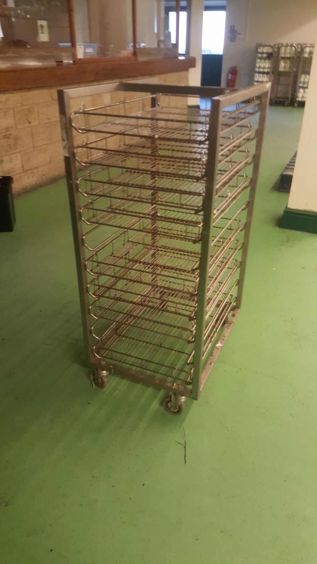 10 tier trolley with 8 shelves in stainless steel - Image 2 of 3