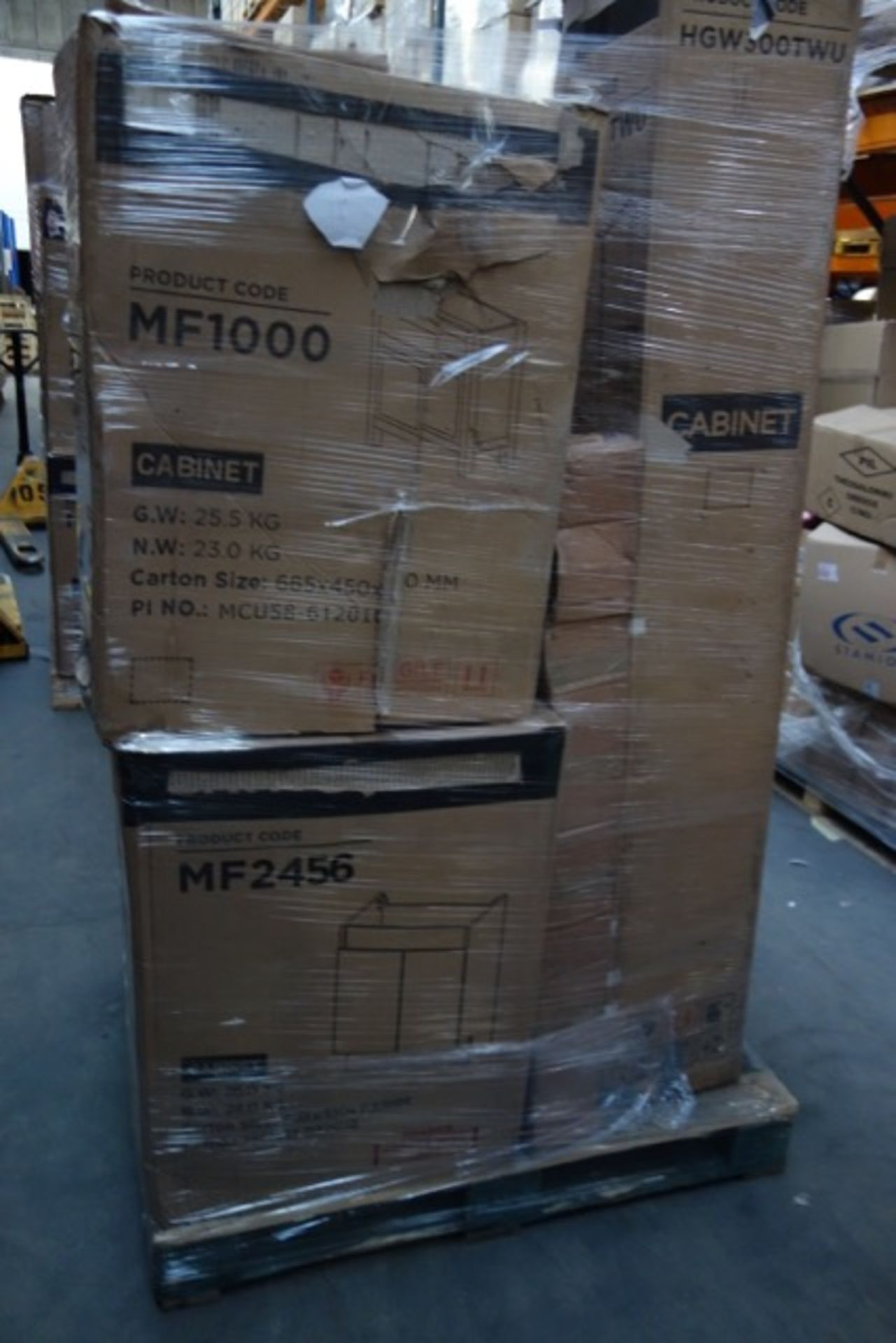 (NR51) PALLET CONTAINING 18 x ITEMS OF VARIOUS BATHROOM STOCK TO INCLUDE: VANITY UNIT, TOILET - Image 3 of 4