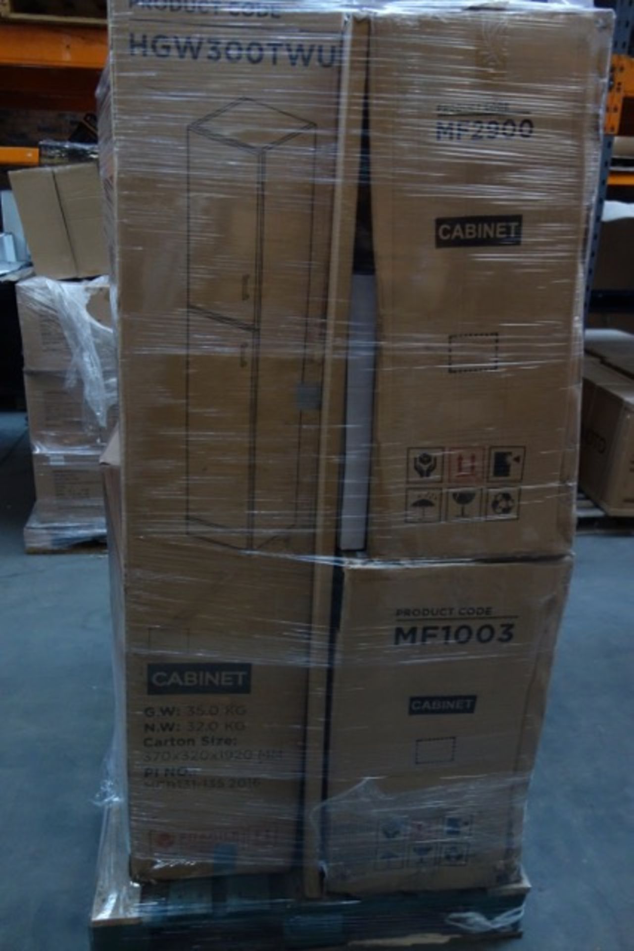 (NR51) PALLET CONTAINING 18 x ITEMS OF VARIOUS BATHROOM STOCK TO INCLUDE: VANITY UNIT, TOILET - Image 2 of 4