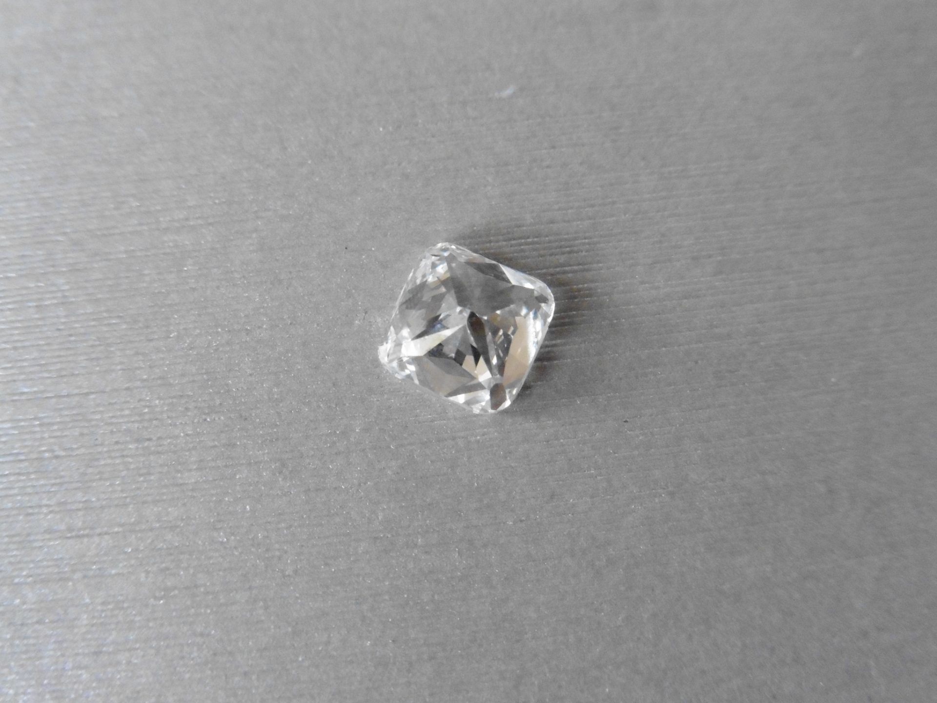 2.53ct single cushion cut diamond F colour VS1 clarity. 7.66 x 7.61 x 5.21mm - Image 3 of 6
