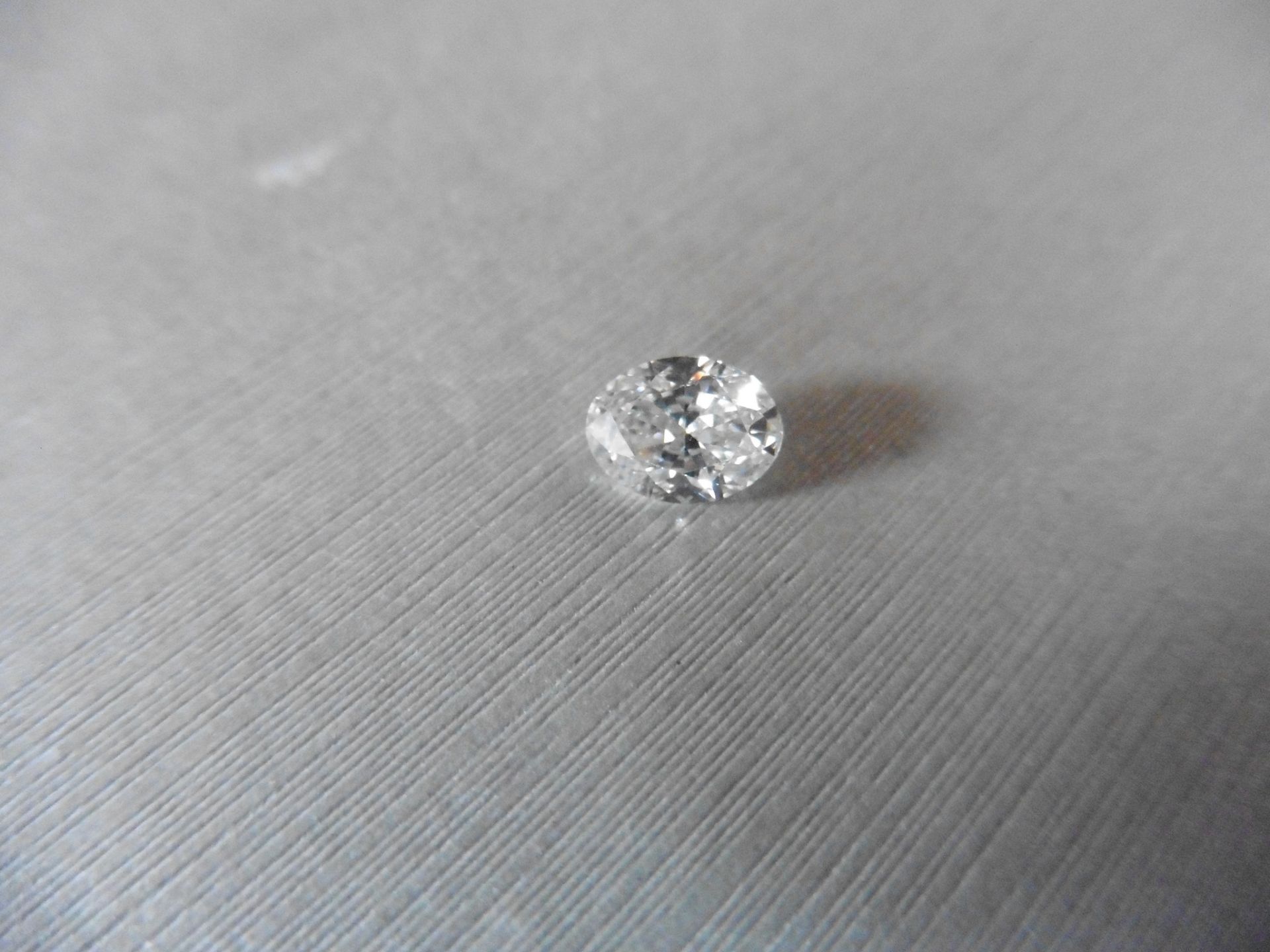 1.00ct single oval cut diamond, F colour and VS2 clarity. Measures 7.32 x 5.47 x 3.54mm. GIA
