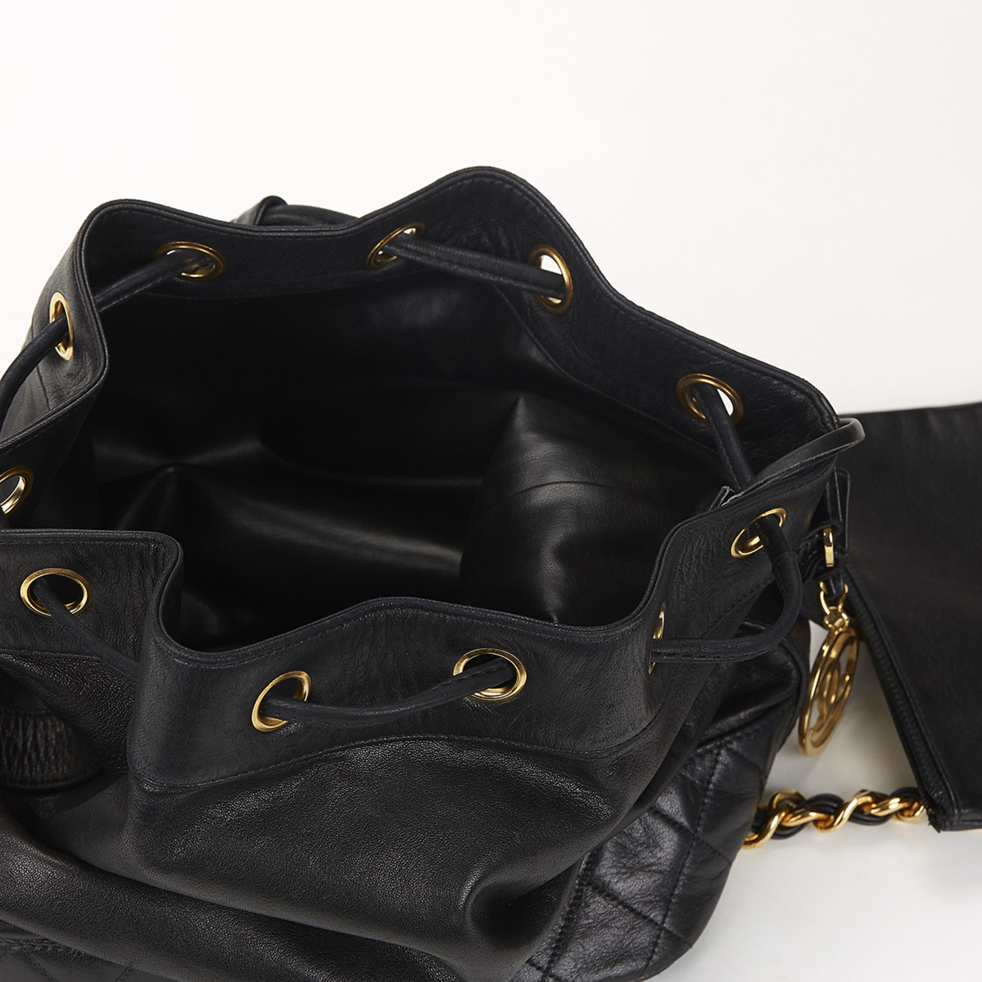 CHANEL Bucket Bag - Image 8 of 10