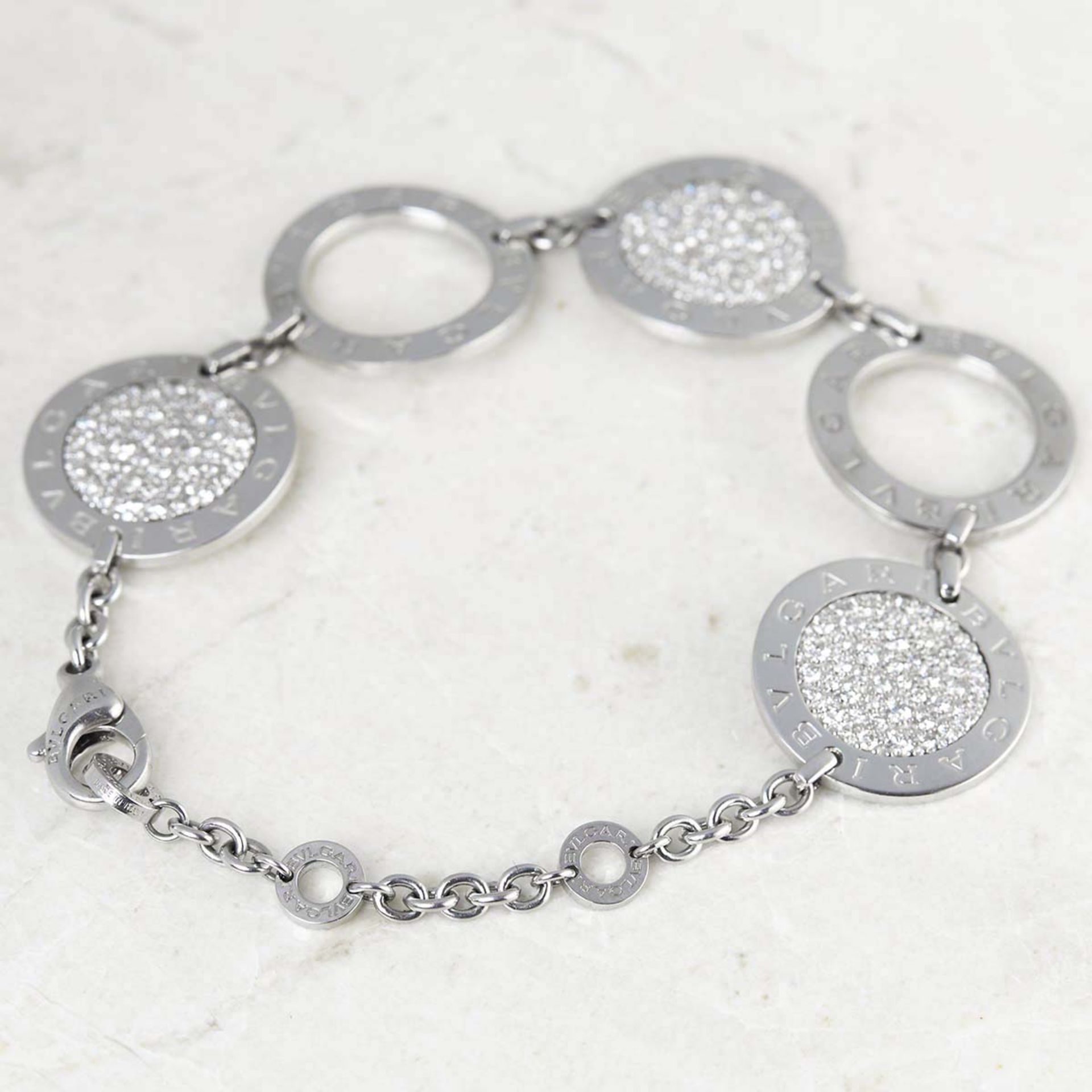 Bvlgari 18k White Gold 1.00ct Diamond Circle Design Bracelet - Image 2 of 6