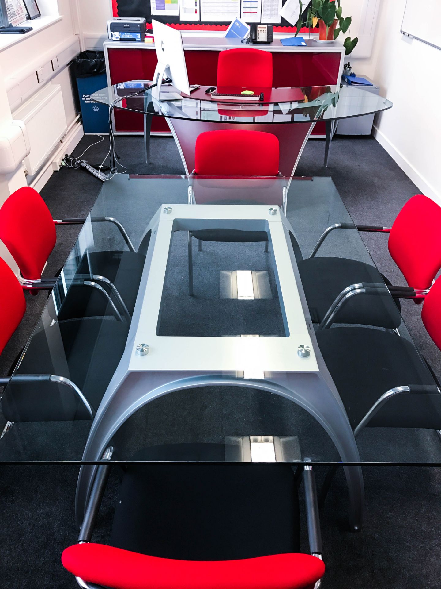 Meeting/Conference table designed by the Italian Ferrari designer Pininfarina and made by Uffix. - Image 9 of 12