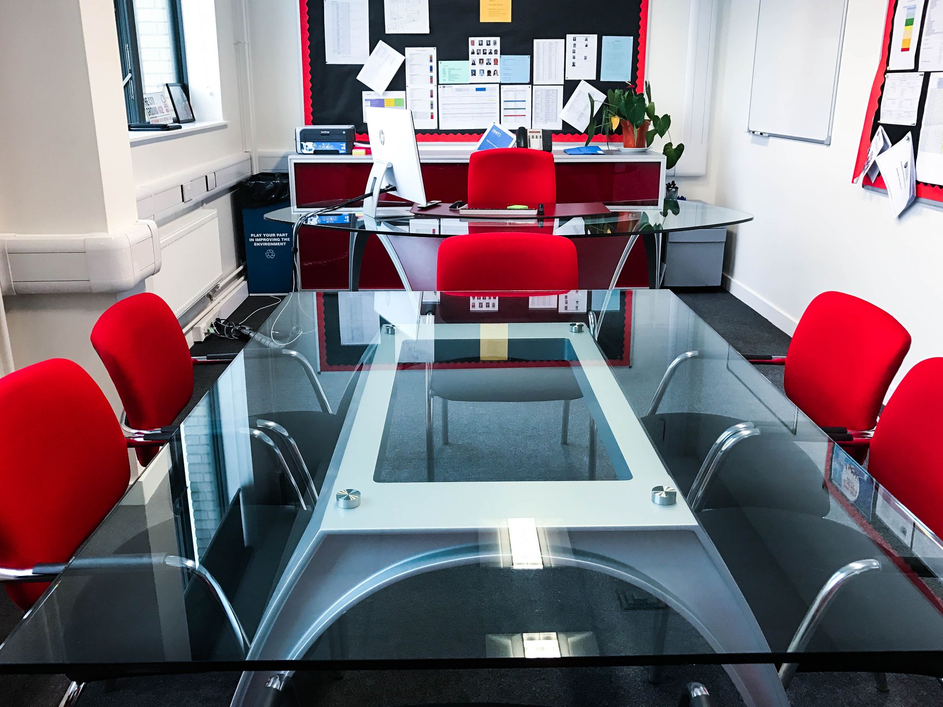 Meeting/Conference table designed by the Italian Ferrari designer Pininfarina and made by Uffix. - Image 7 of 12