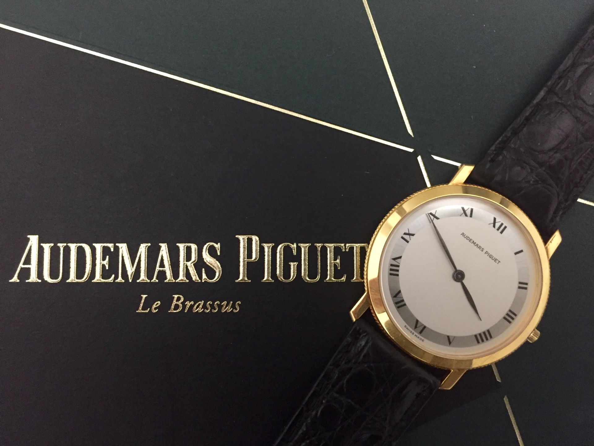 NO RESERVE Audemars Piguet Ultra Thin 18K Dress Watch - Image 2 of 5