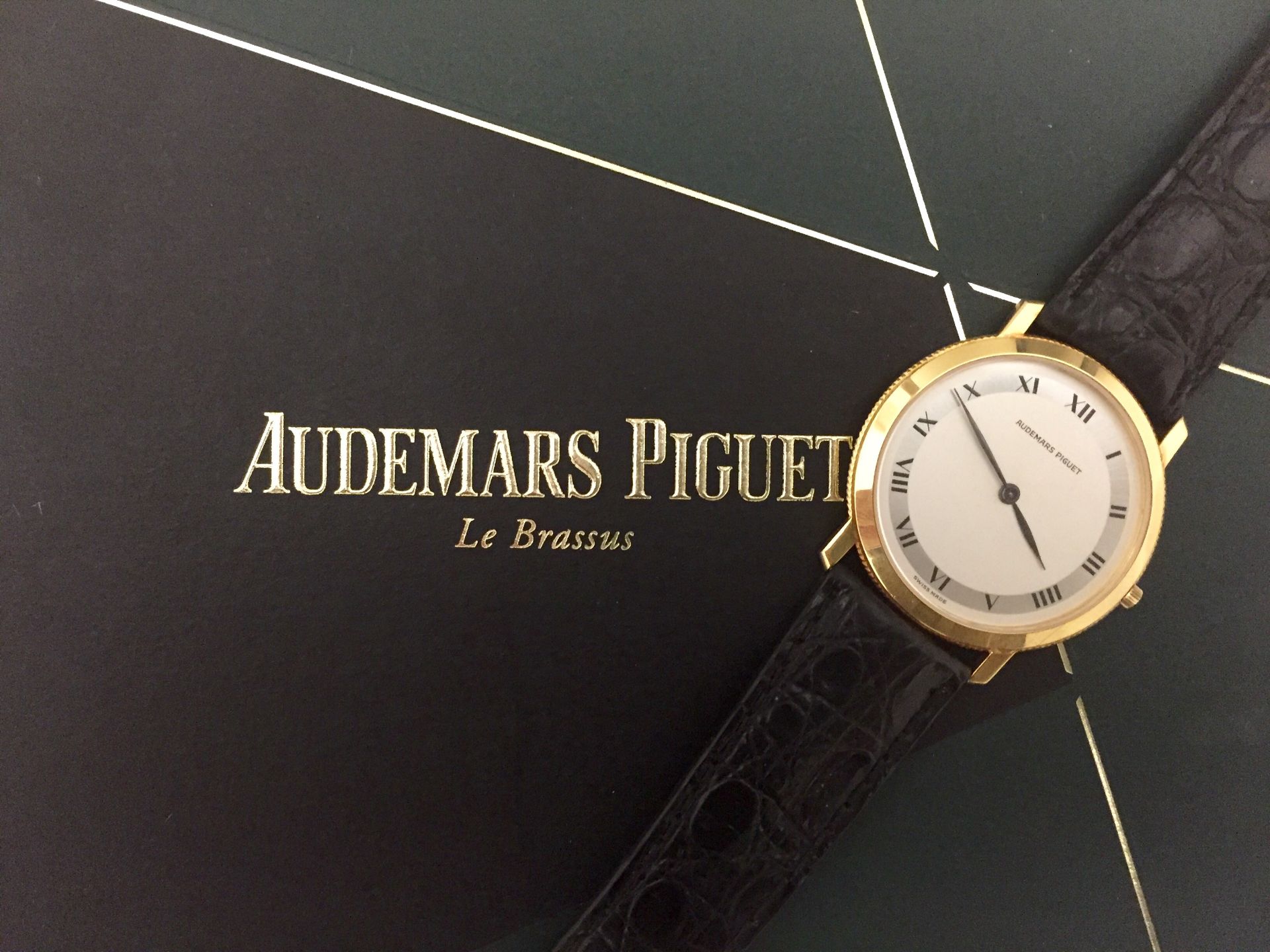 NO RESERVE Audemars Piguet Ultra Thin 18K Dress Watch - Image 3 of 5