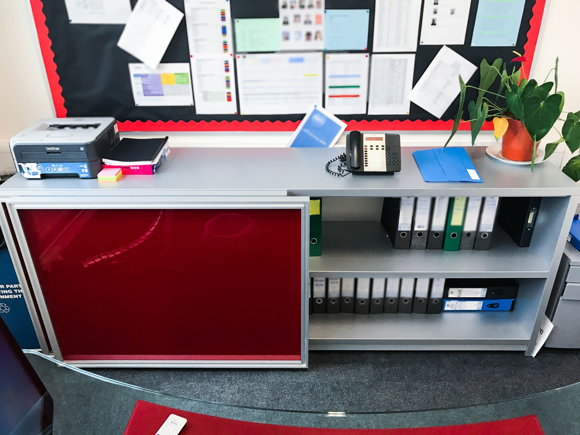 Two shelf office storage cabinet, part of the collection by the Italian Ferrari designer Pininfarina - Image 2 of 3