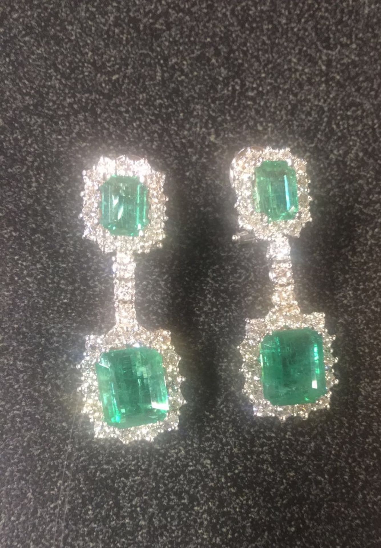 Pair of Emerald (8ct) & Diamond (3ct) earrings set in white gold. - Image 4 of 4