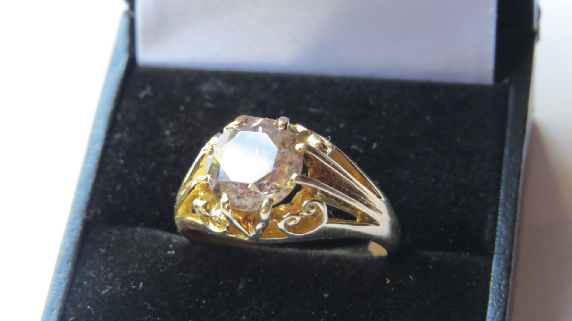 An 18ct Yellow Gold Diamond Solitaire Ring