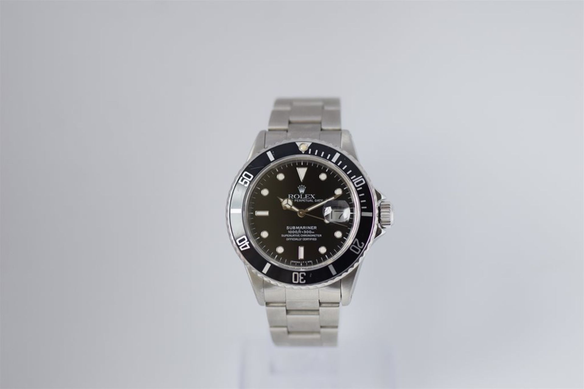 ROLEX 16800 VINTAGE SUBMARINER with ROLEX BOX - Image 2 of 10