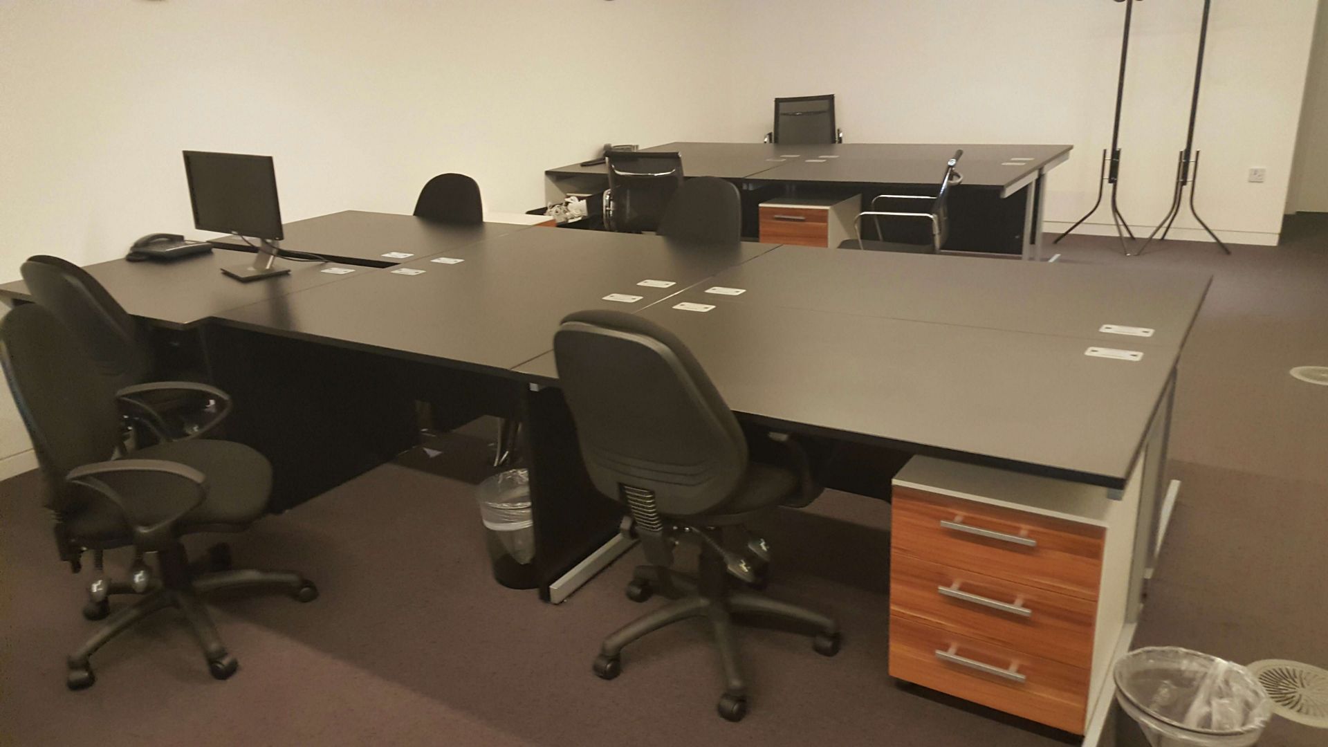 Lee and Plumpton Black Top Office Desk with Silver Framework - Image 2 of 4
