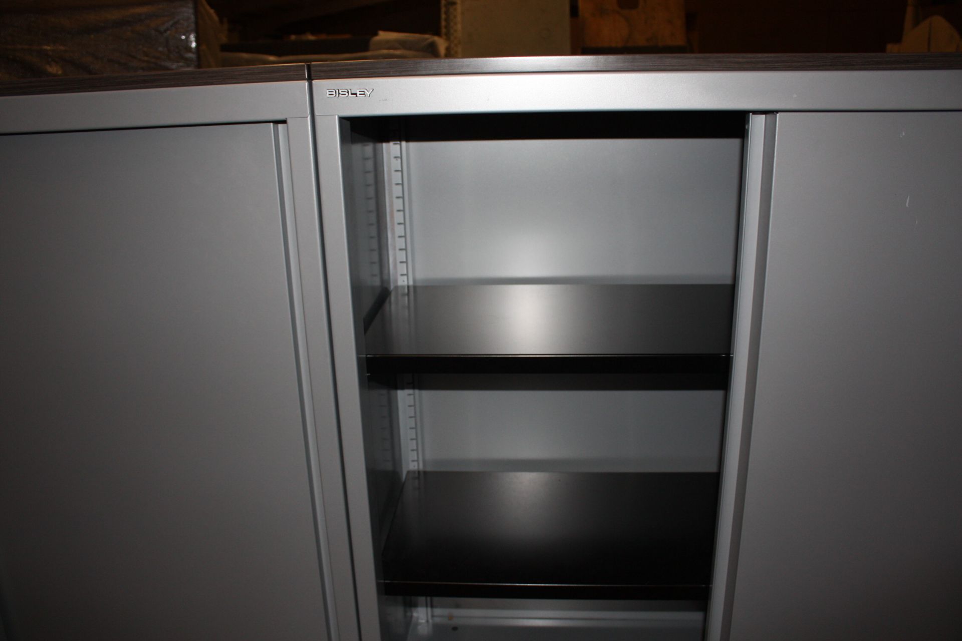 Bisley filing / storage cabinets in excellent condition - Image 4 of 5