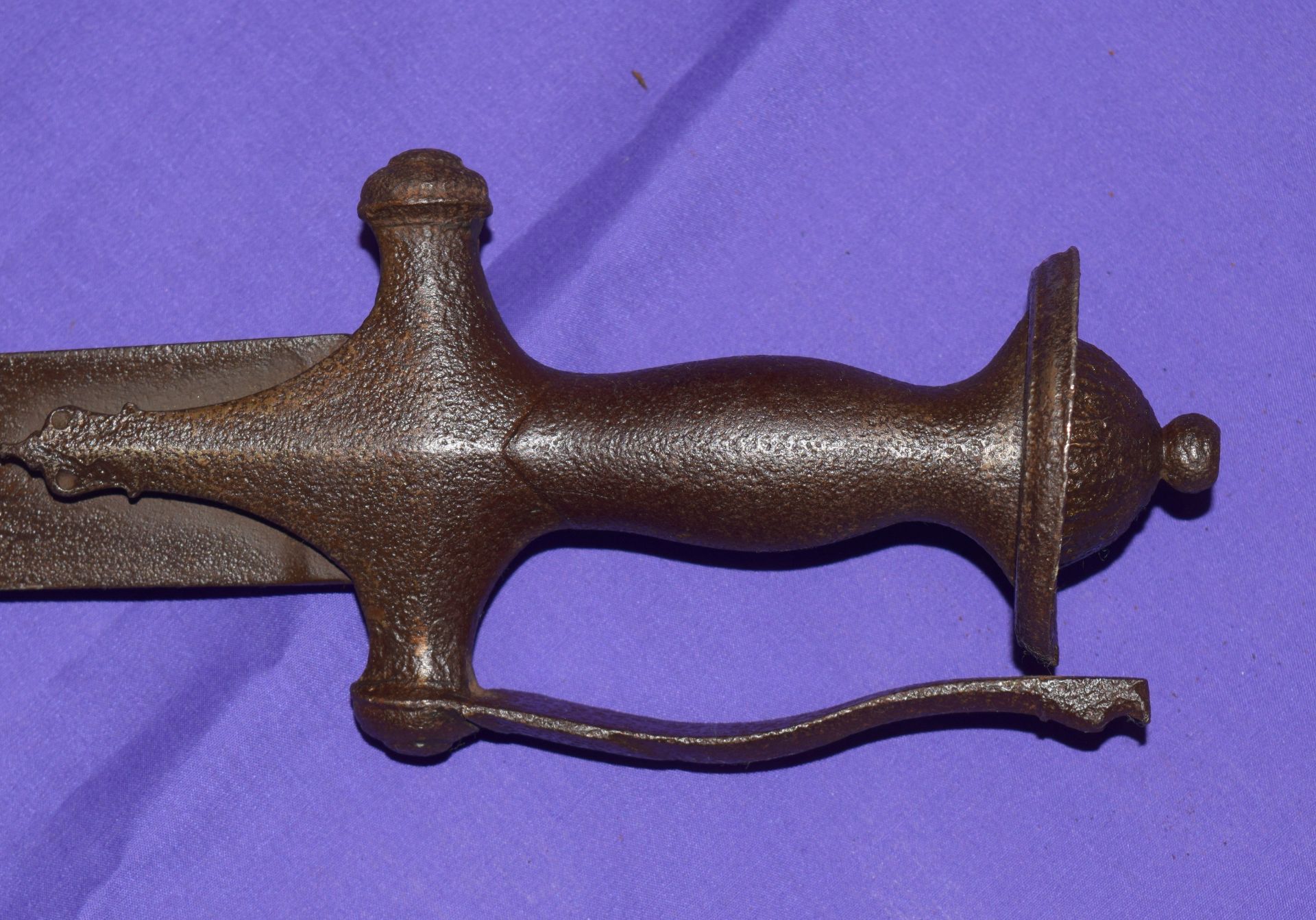 Vintage Indian Sub Continent Talwar Sword NO RESERVE - Image 2 of 4