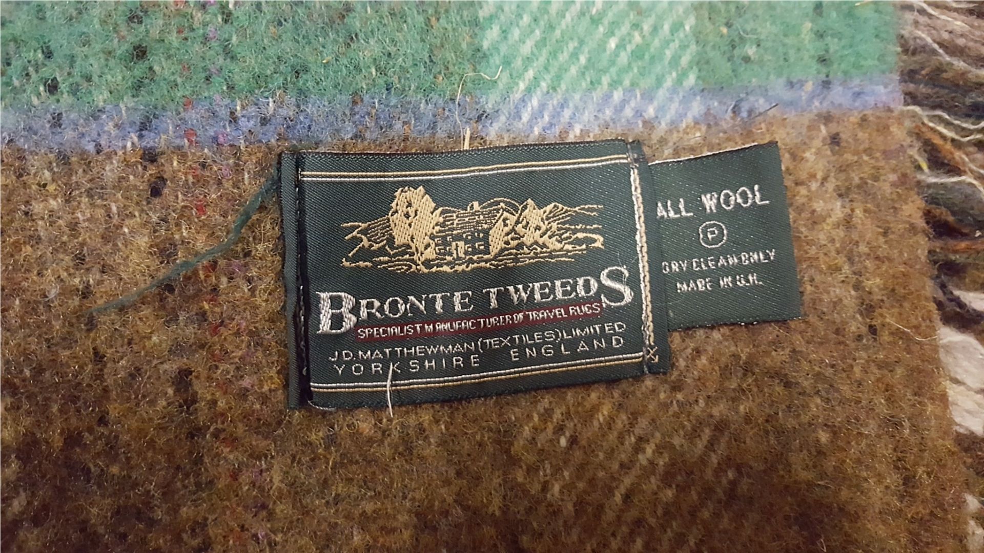 Bronte Tweed Travel Rug Plus 3 other travel rugs - Image 2 of 5