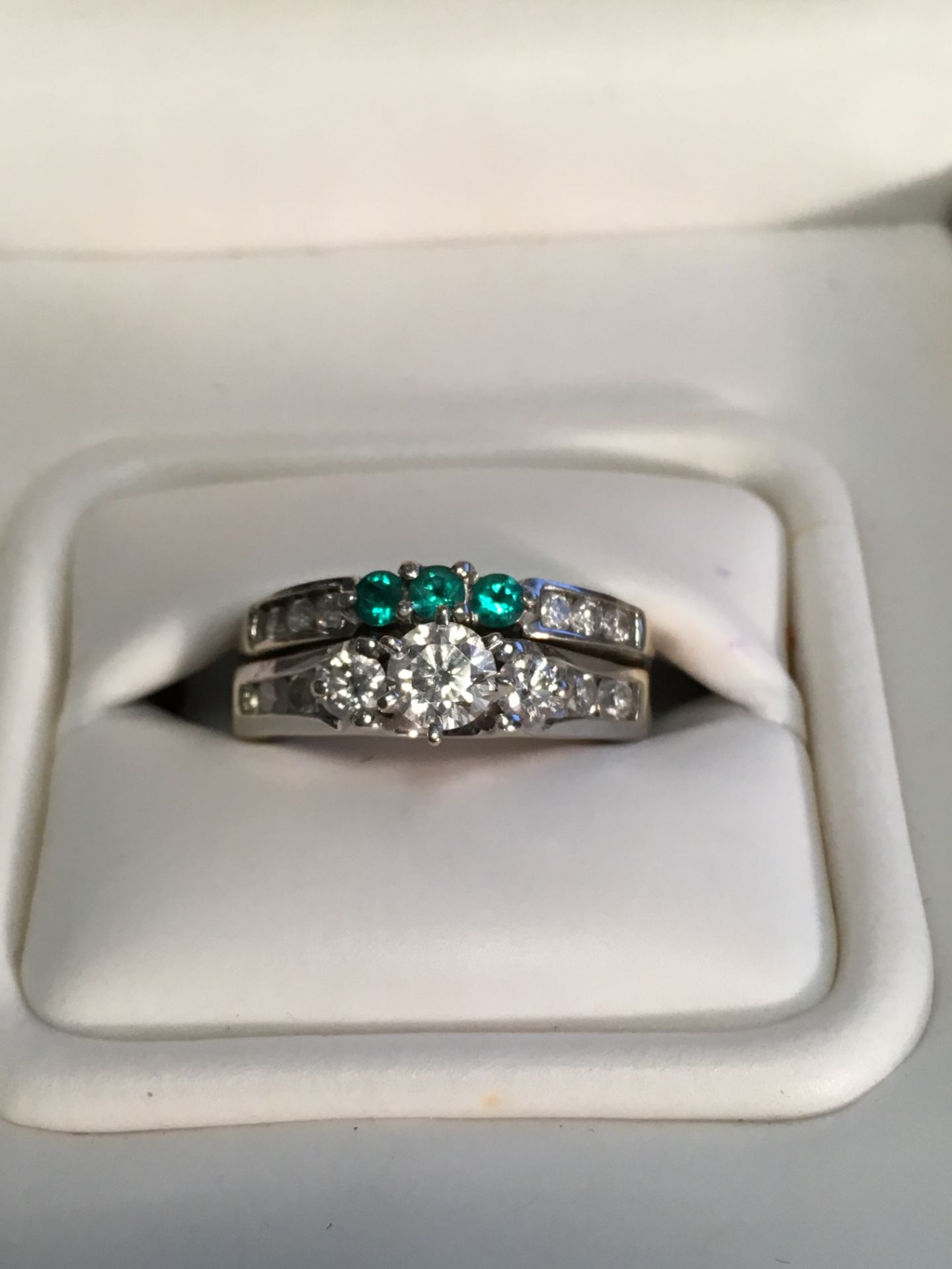 LOVE STORY 2 x RING SET, DIAMOND & EMERALD SET IN 14ct GOLD - Image 3 of 5
