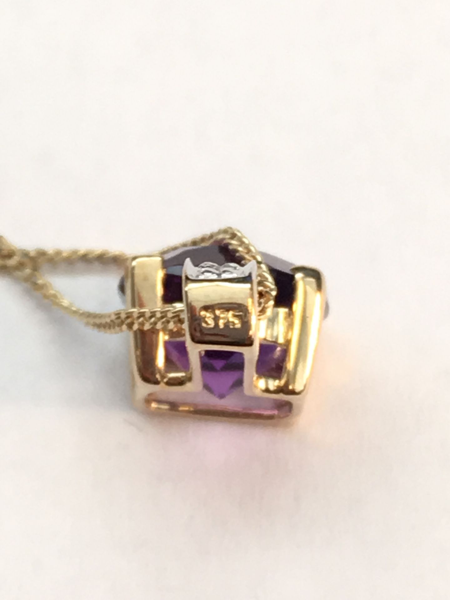 V Gold Amethyst & Diamond Pendant On Gold Chain - Image 3 of 3