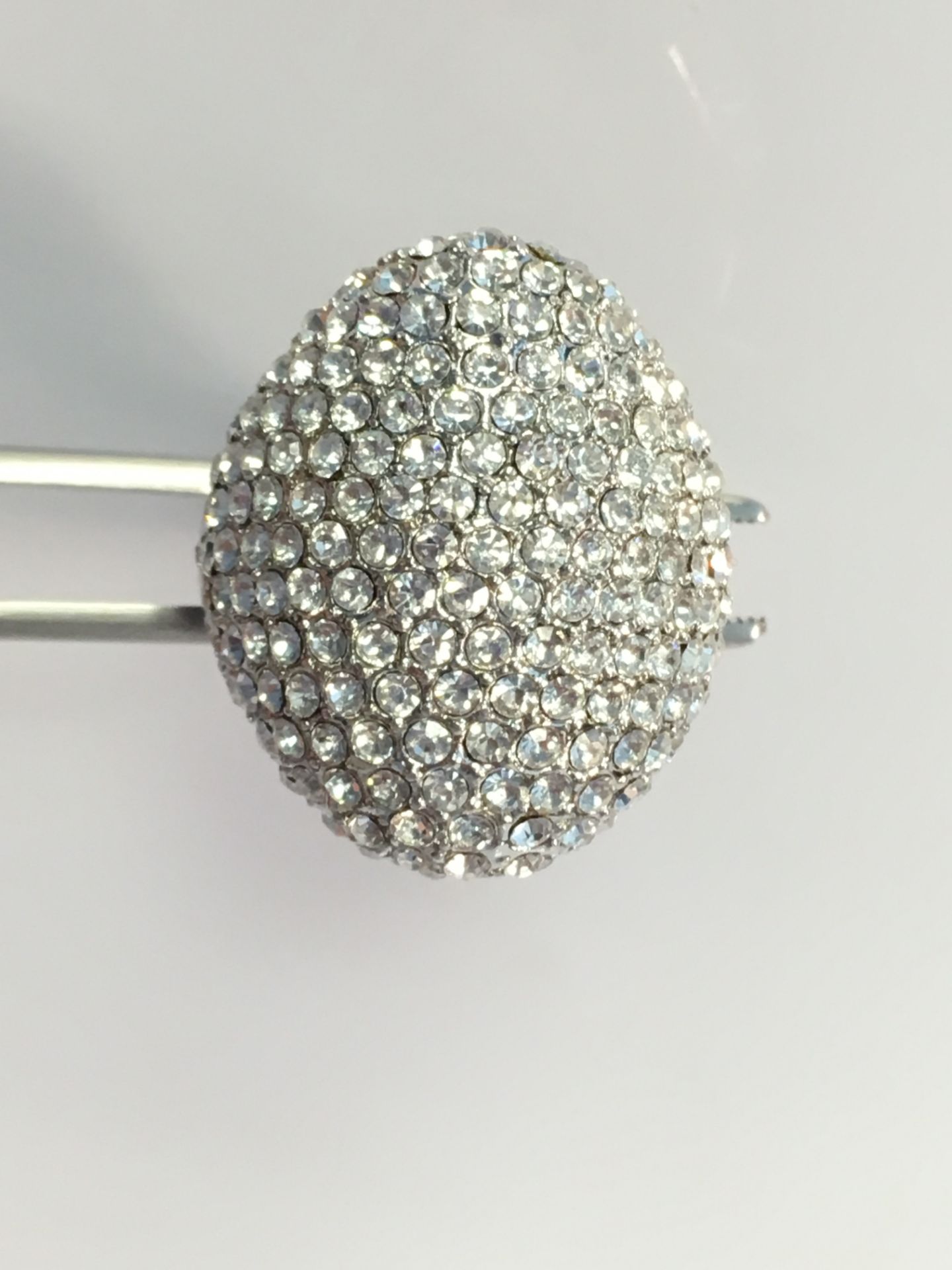 Brand New 18K Platinum Plate Austrian Crystals Swarovski Elements Cocktail Ring - Image 2 of 2