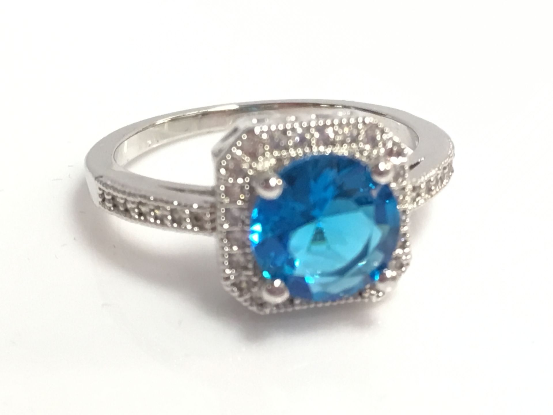 Brand New Sapphire Swarovski Element Blue Diamond Cocktail Ring