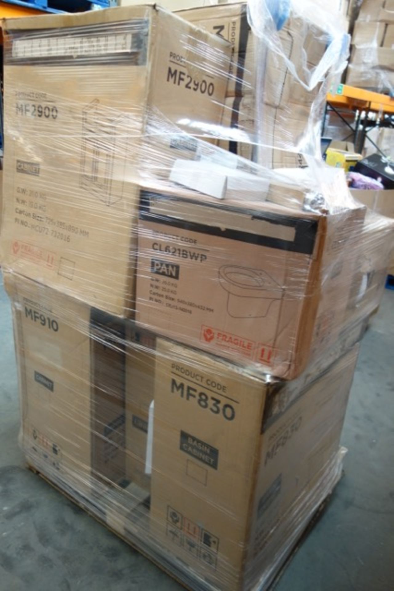 (N204) PALLET TO CONTAIN 15 x ITEMS OF VARIOUS BATHROOM STOCK INCLUDING: BASIN CABINETS, TOILET PANS - Image 3 of 3