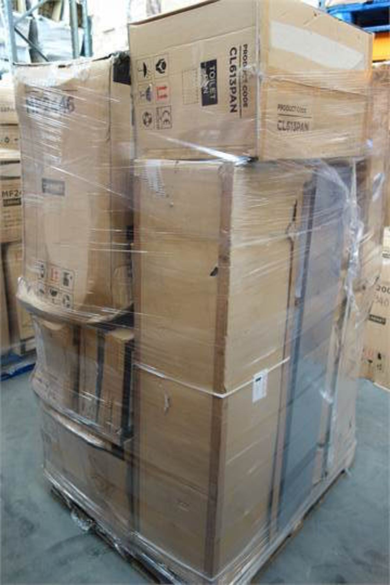 (N205) PALLET TO CONTAIN 18 x ITEMS OF VARIOUS BATHROOM STOCK TO INCLUDE: BASIN CABINET, BATHROOM - Image 2 of 3
