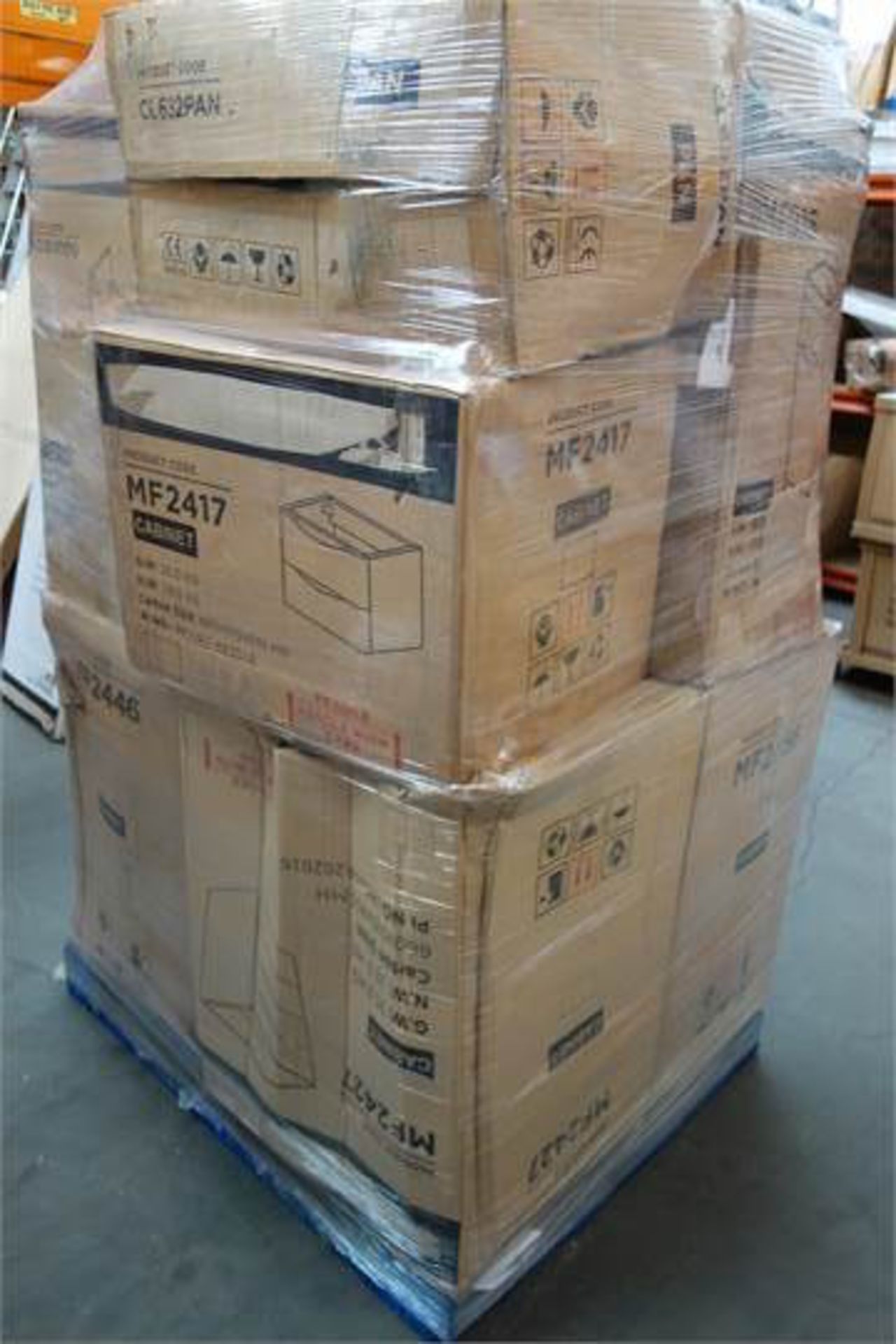 (N206) PALLET TO CONTAIN 19 x ITEMS OF VARIOUS BATHROOM STOCK TO INCLUDE: BASIN UNIT, TOILET PAN, - Image 3 of 3