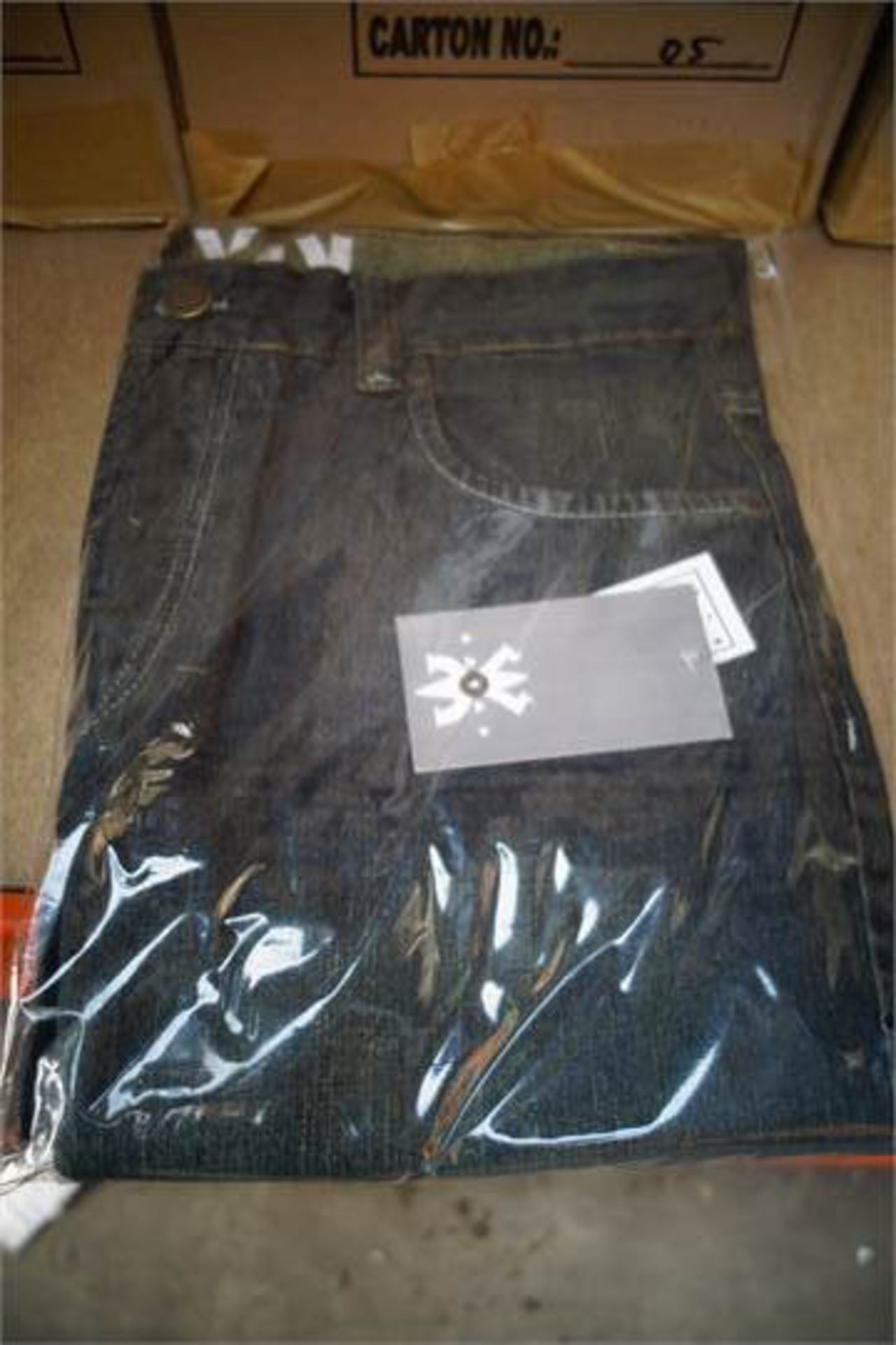 12 x Pairs of Brand New Kayak Denim Jeans. High Quality. Original RRP £40 each, giving this lot a - Image 3 of 4