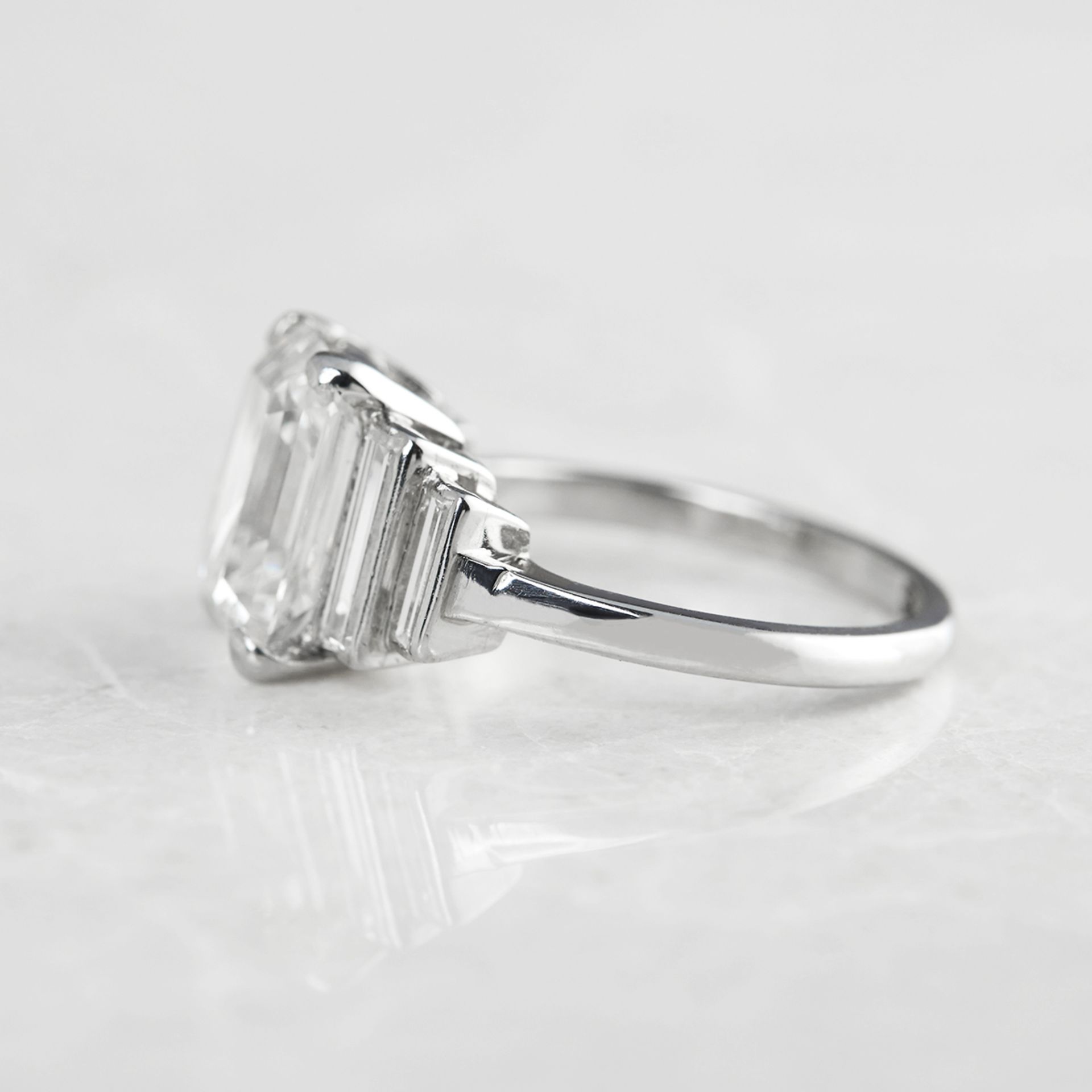 Platinum Emerald Cut 3.54ct Diamond Ring - Bild 5 aus 9