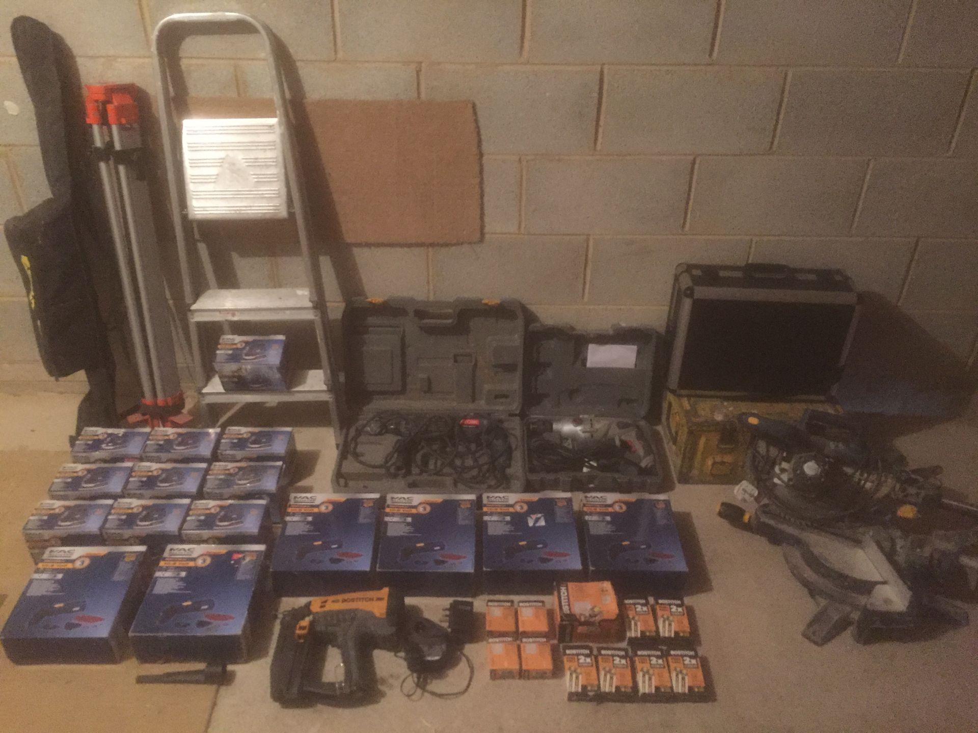 Large selection of power tools, most tested and working, most in cases/boxes, some untested, new and