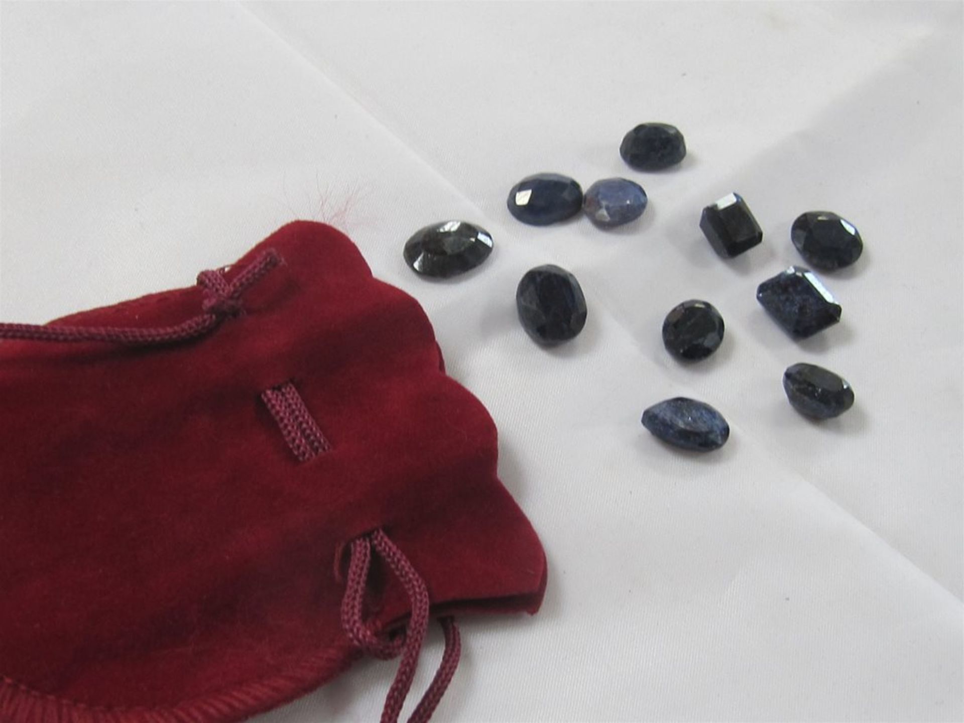 Loose Vintage Natural Sapphires. (Ref 1) Free Shipping when you Win 2 Lots or more. - Image 4 of 4