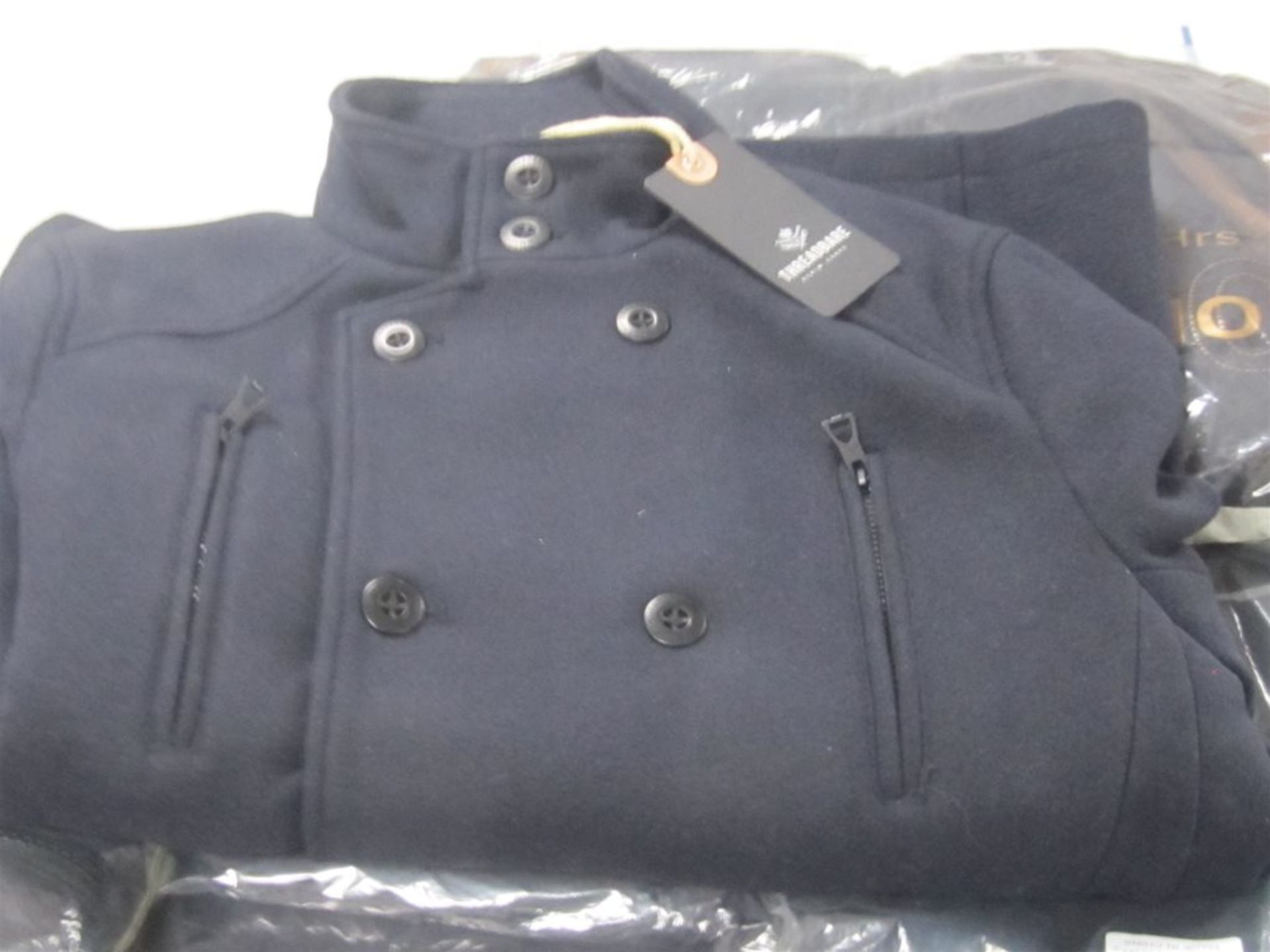 6 x Quality Coats. Free Shipping when you Win 2 Lots or more. - Image 2 of 9