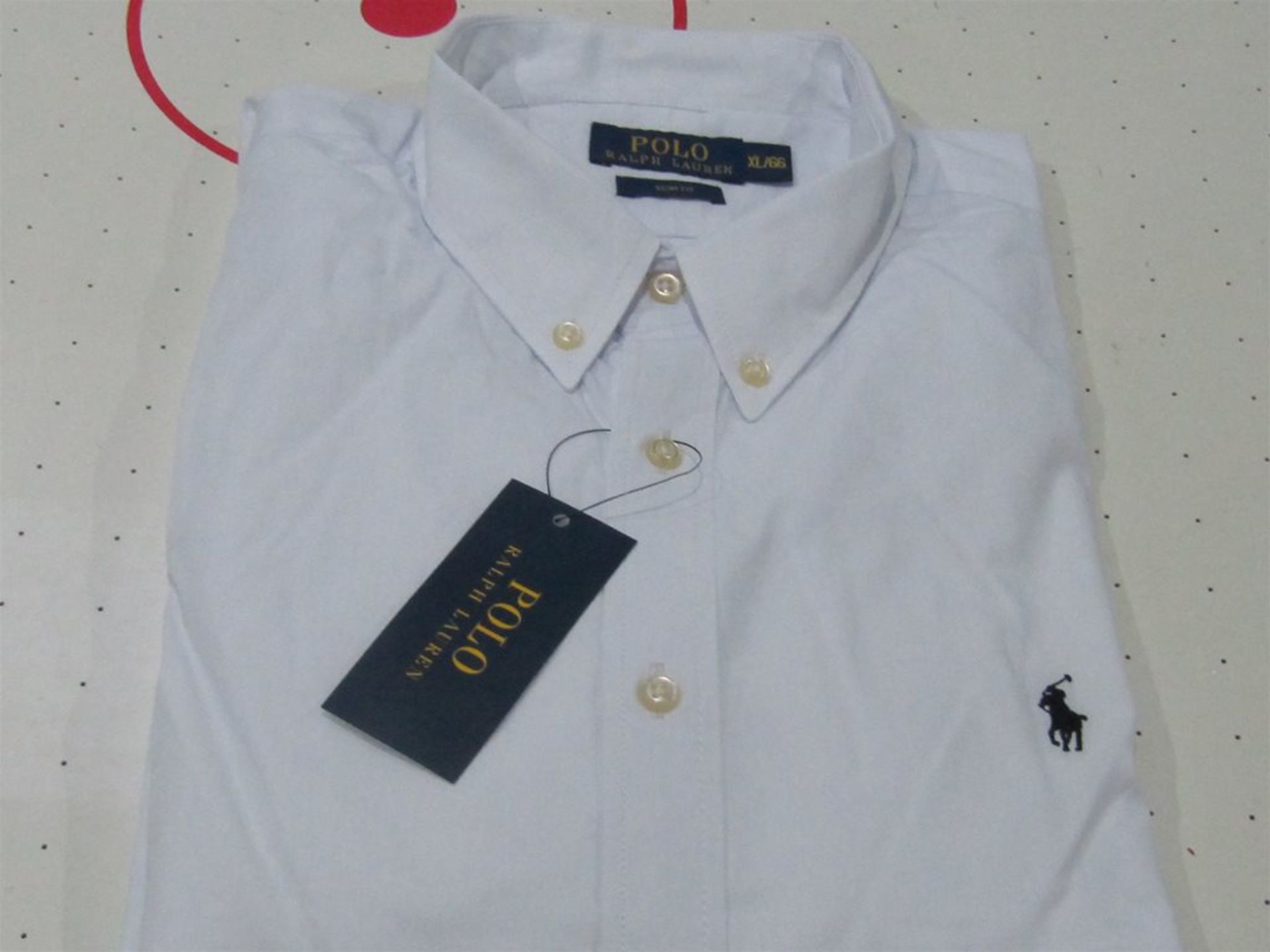 Ralph Lauren Shirt. White. Free Shipping when you Win 2 Lots or more.