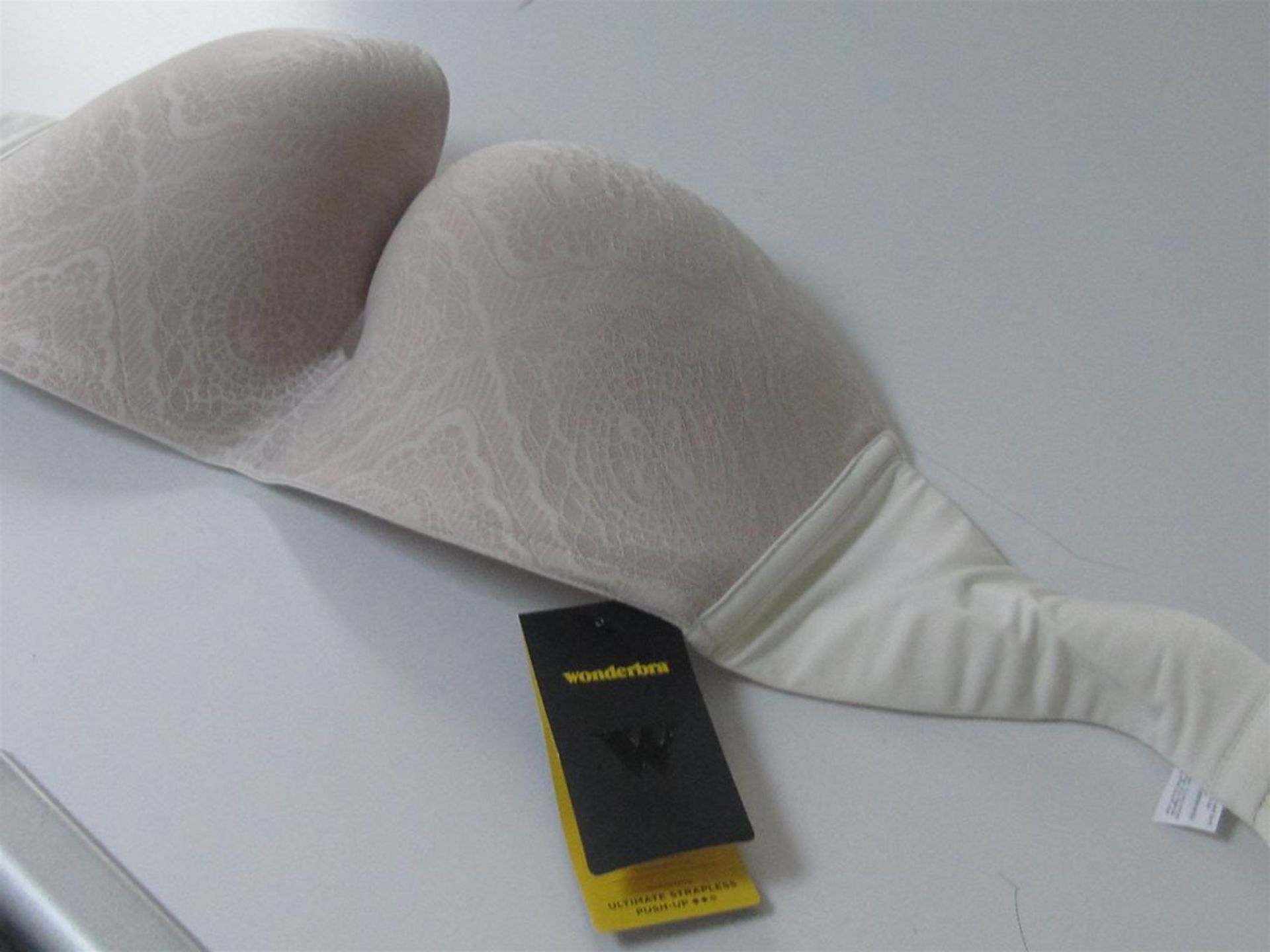 10 x Wonder Bra. Free Shipping when you Win 2 Lots or more. - Image 6 of 9