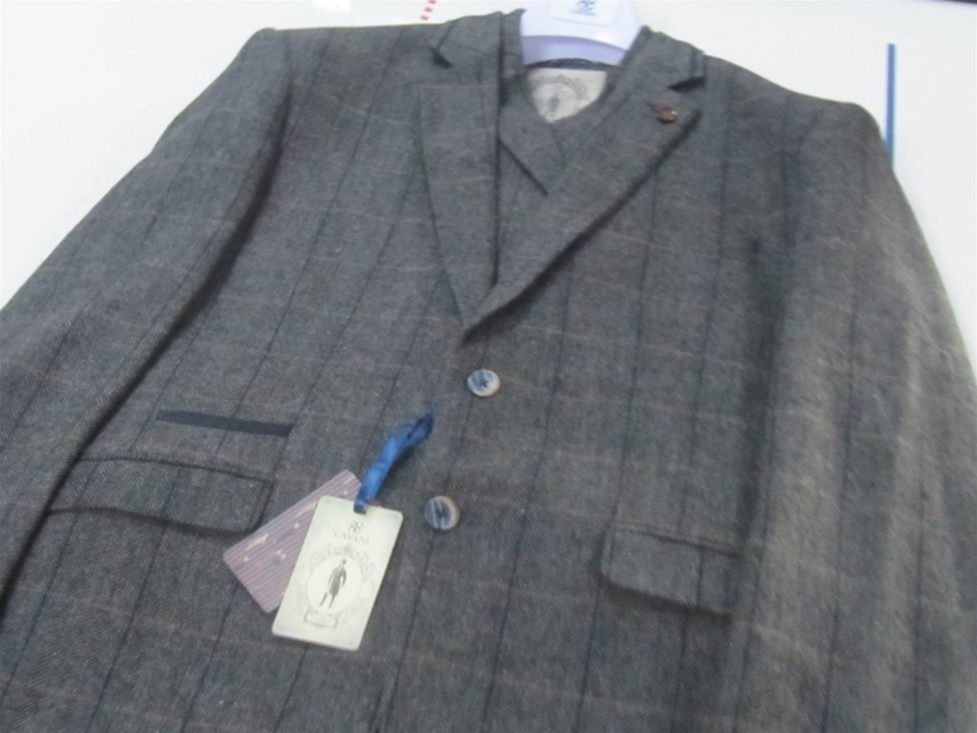 Mens 3 Piece Suit, Harris Tweed Style. 40" R. Free Shipping when you Win 2 Lots or more.