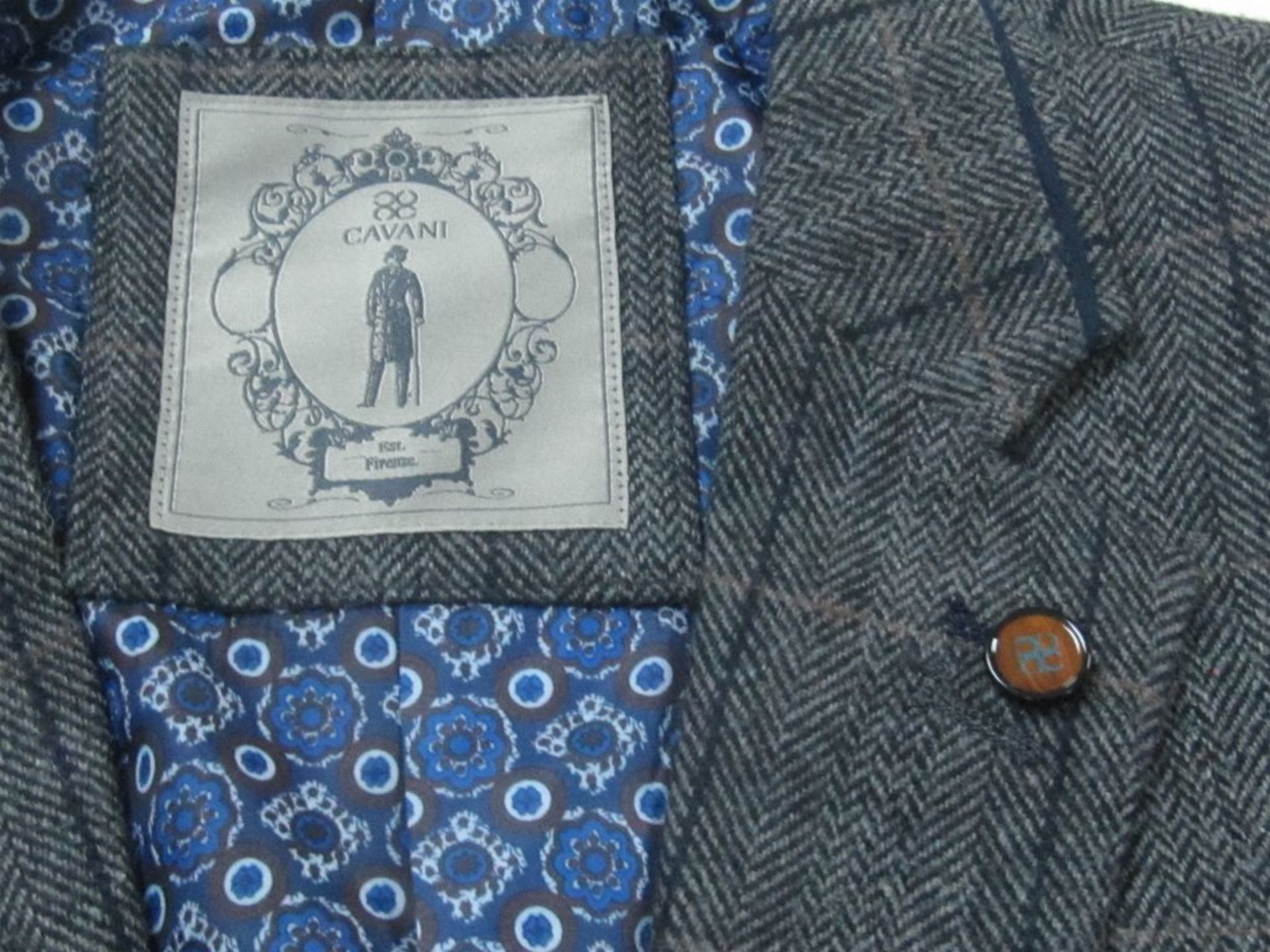 Mens 3 Piece Suit, Harris Tweed Style. 40" R. Free Shipping when you Win 2 Lots or more. - Image 3 of 6